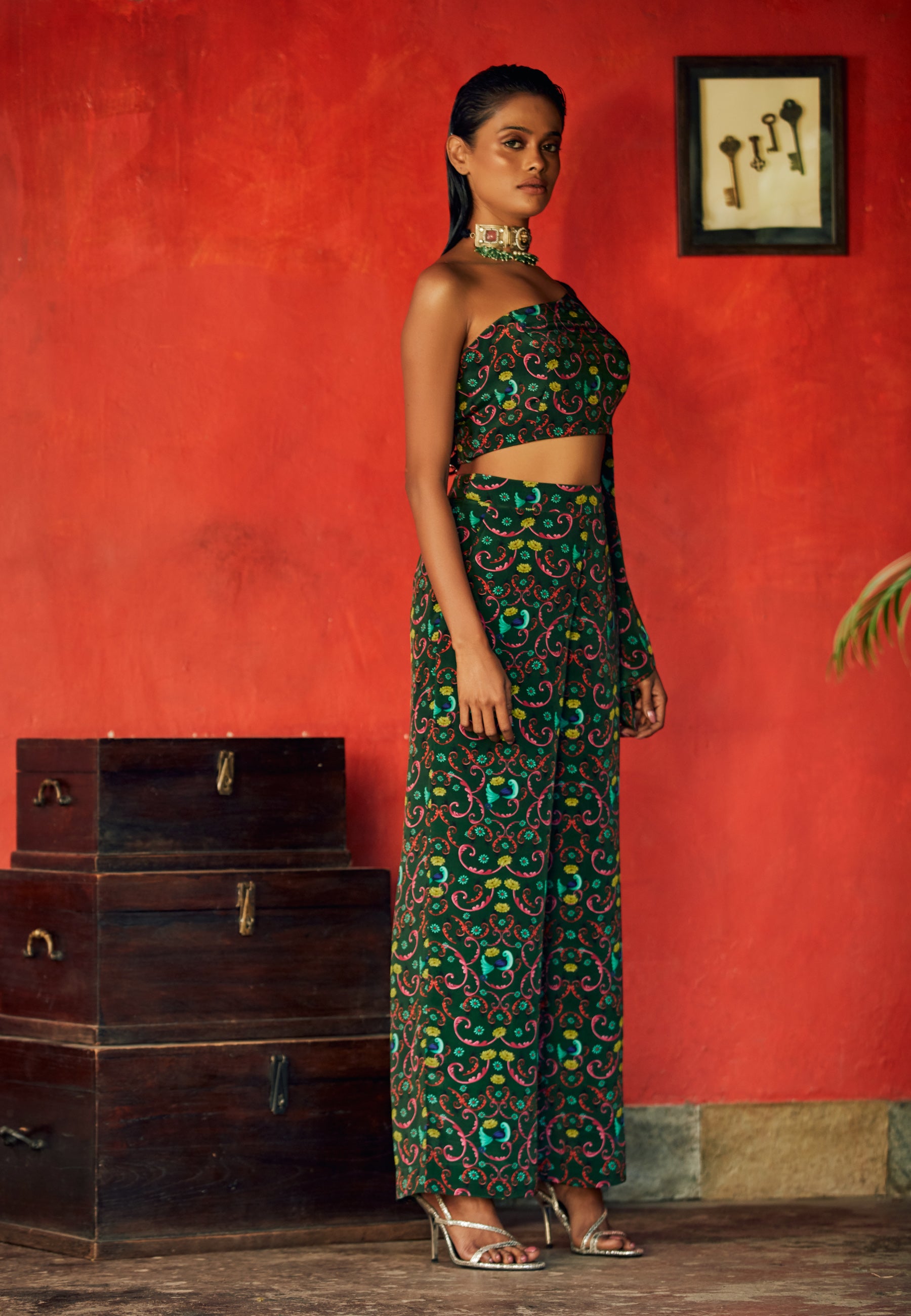 top with pleat pant