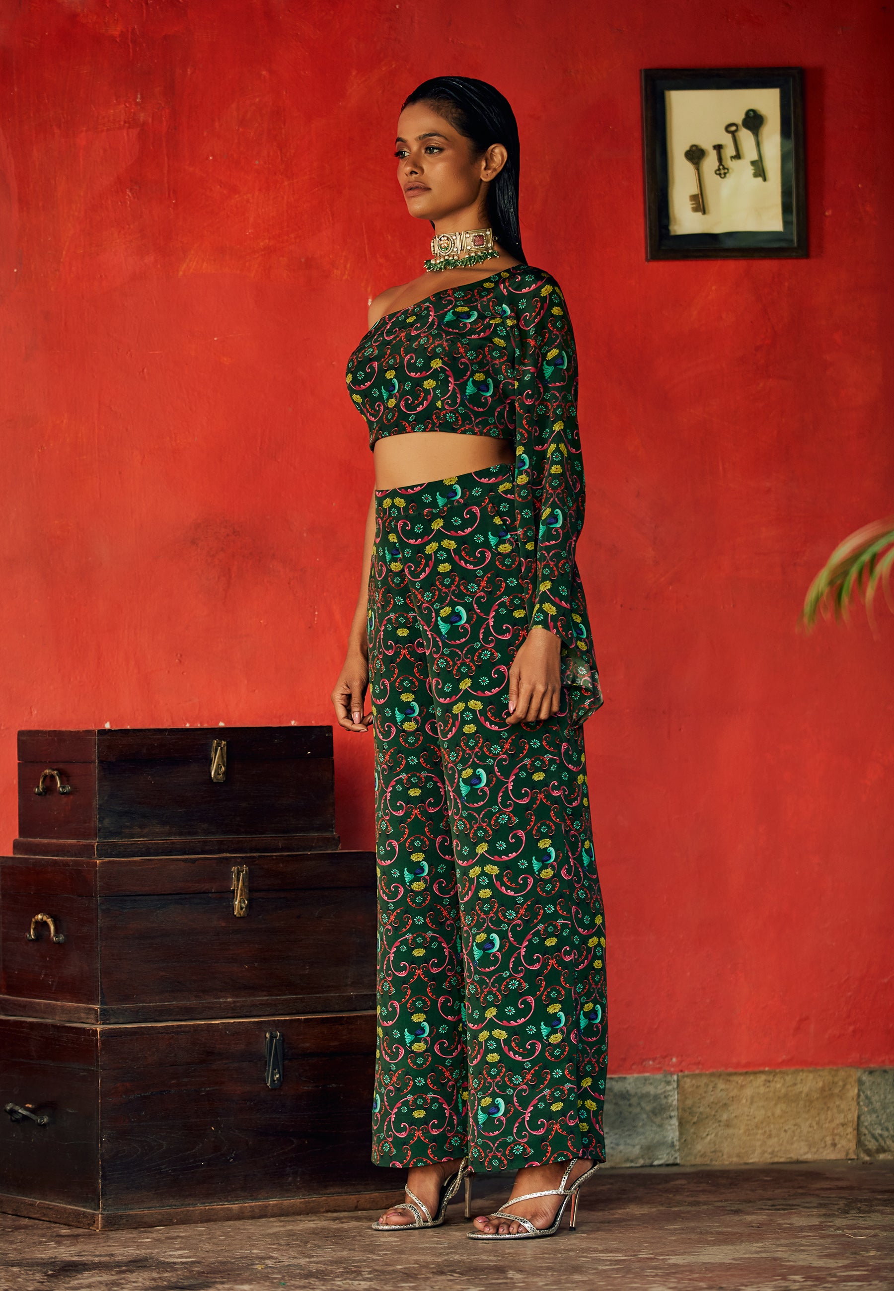 top with pleat pant