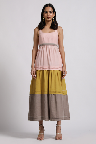step dress with pockets