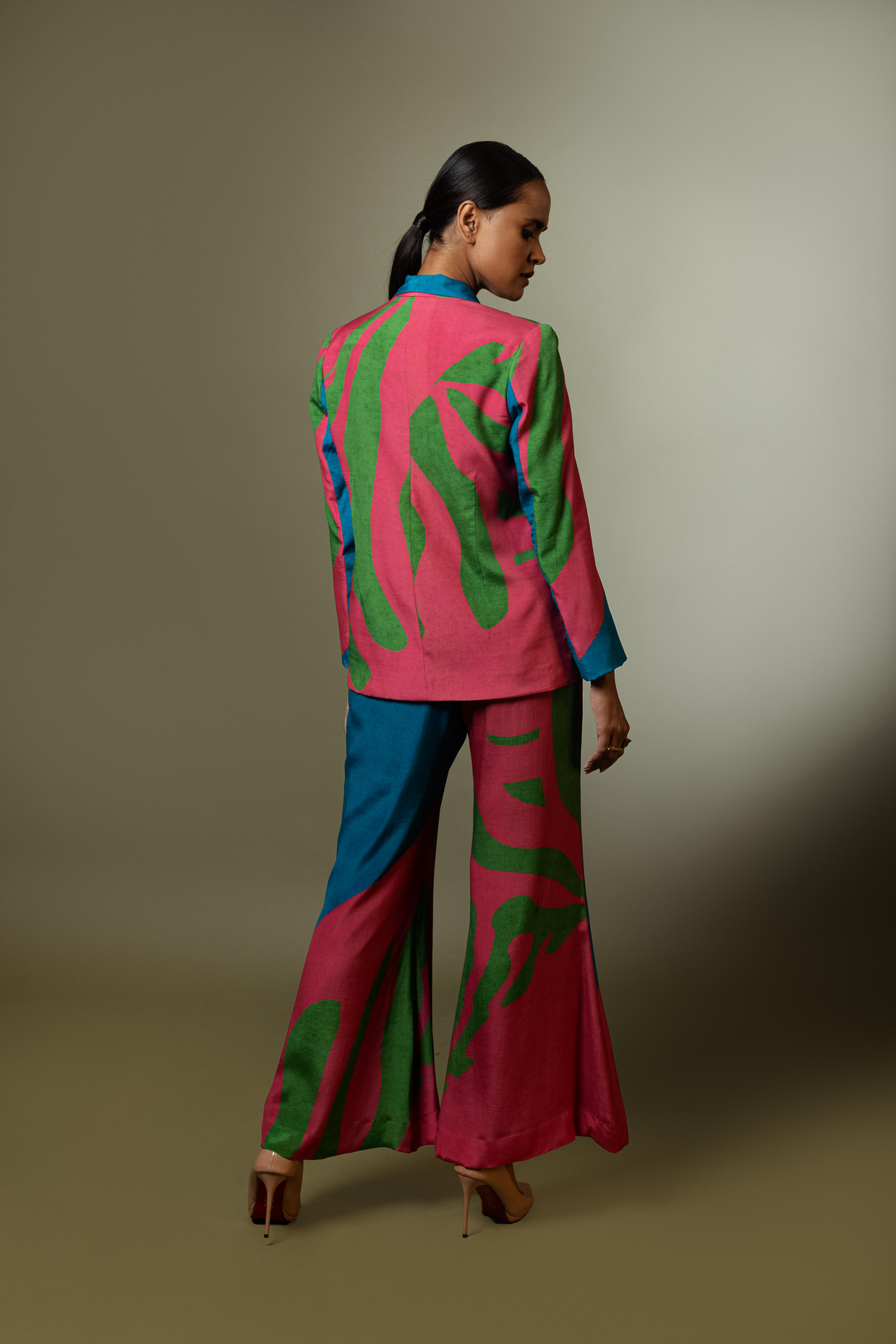 BLAZER WITH WIDE LEG PANTS