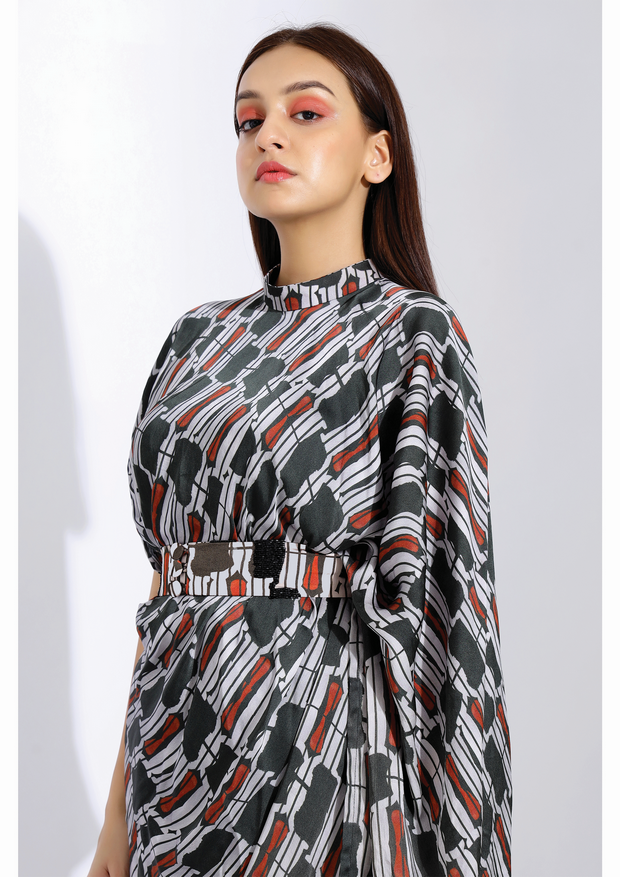 PRE-STITCHED SAREE WITH A COLLAR