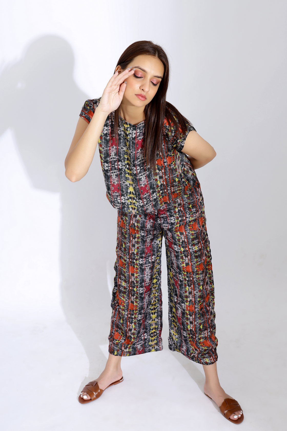 DROP SHOULDER TOP AND STRAIGHT PANTS