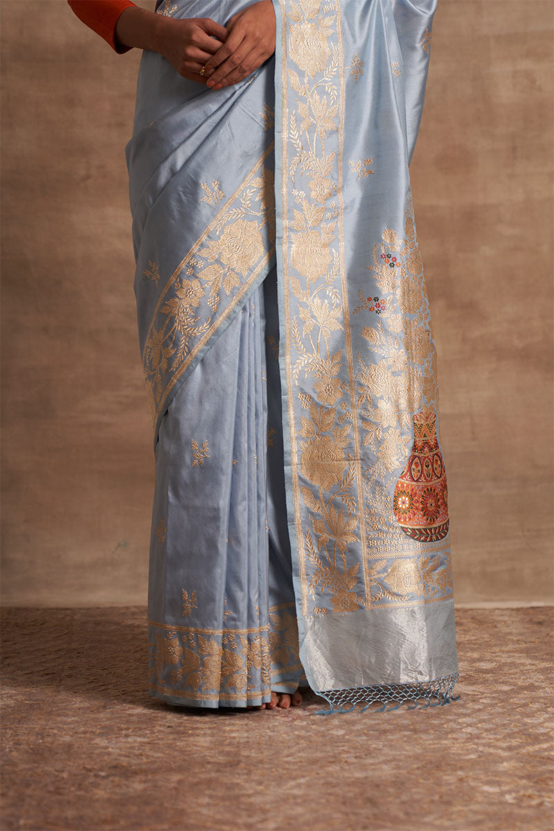 Asmaani Buttedar Zari Pure Silk Benarasi Handloon saree