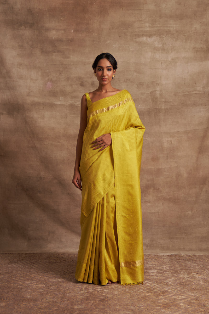 Geometric Self Zari Pure Silk saree