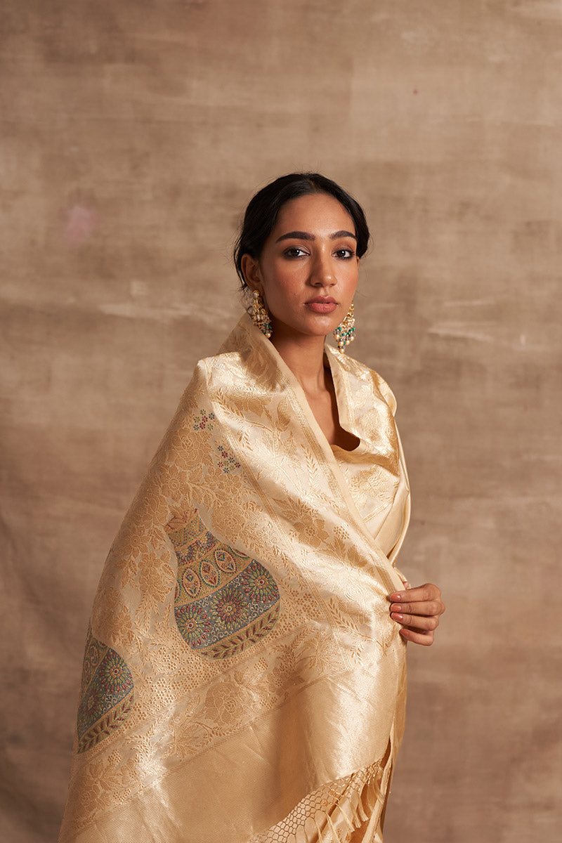 Shwet Buttedar Zari Pure Silk saree
