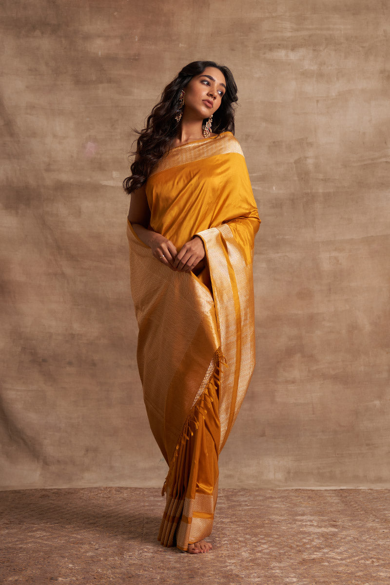 Geometric Zari Pure Silk saree