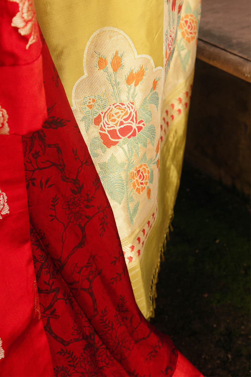 Rose Butta Zari Satin Benarasi Handloom Jacket