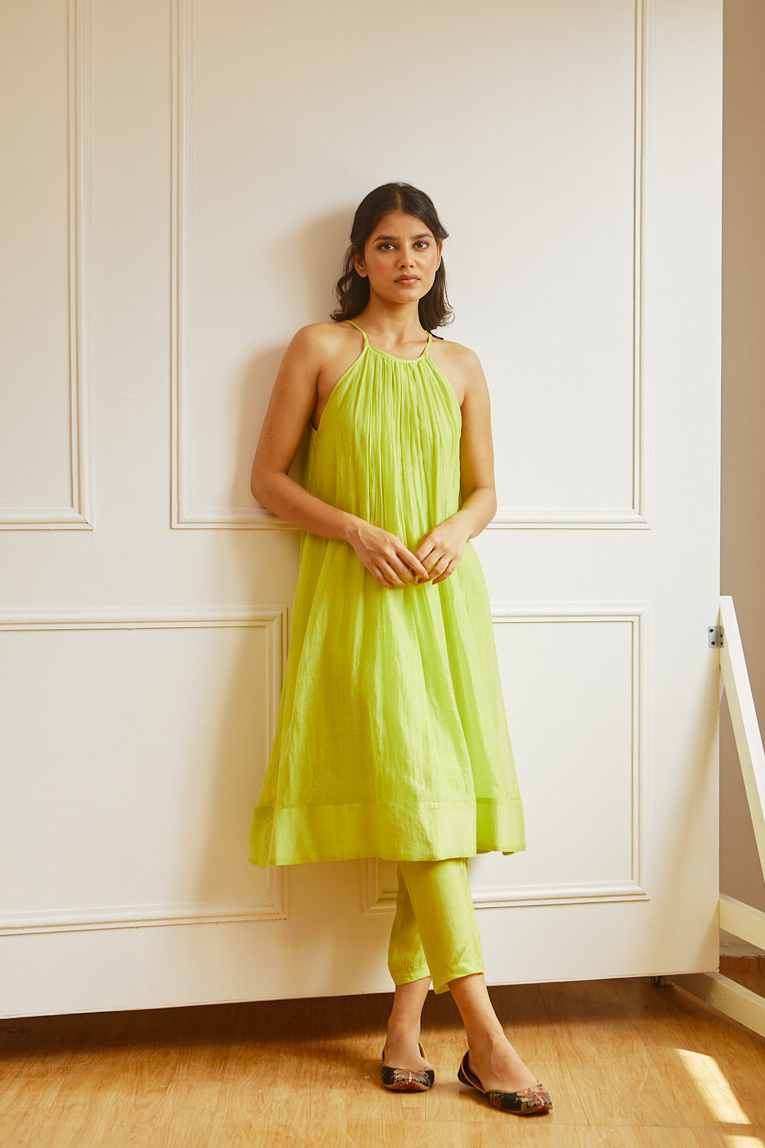 CHANDERI SLEEVEVELESS TUNIC SET