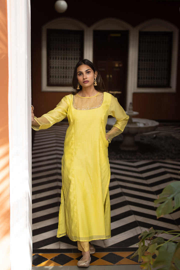 kurta with trouser and dupatta