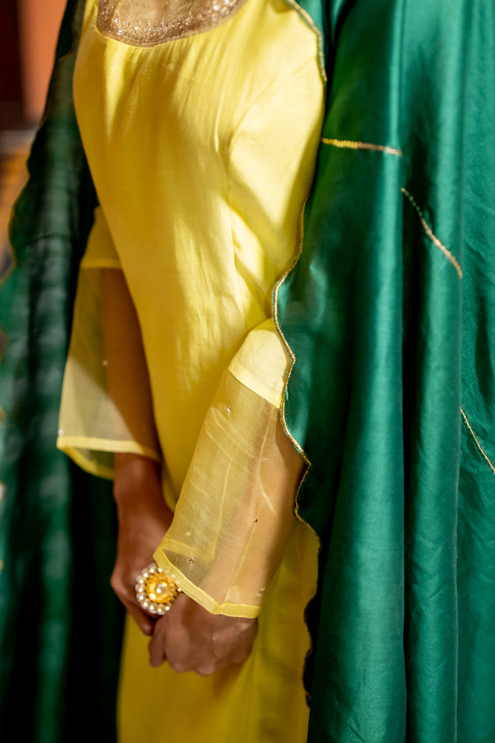 kurta with trouser and dupatta