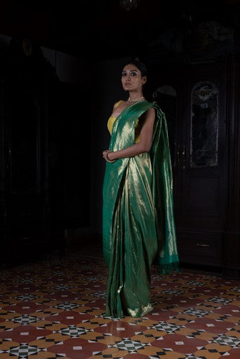 Sunehari Potli' Hariyar Tissue Pure Silk Benarasi Handloon Sari