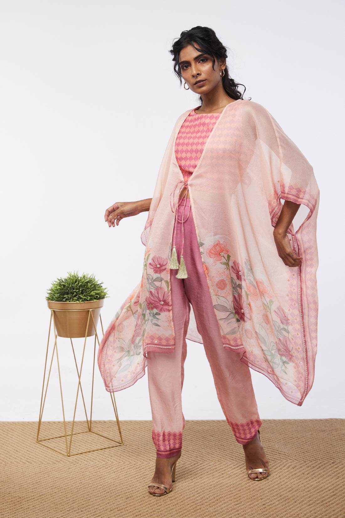Blooming Bud Printed Co-Ord Set With Kaftan Jacket