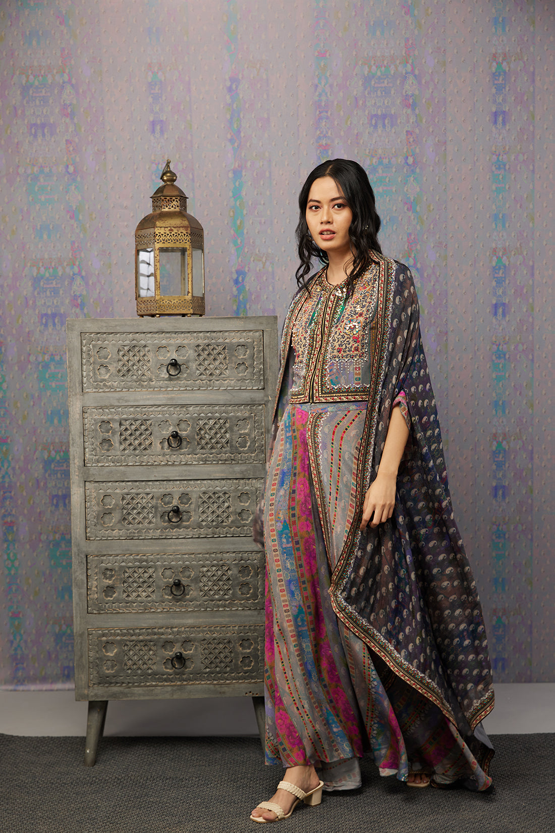 Ikaya Printed Co-Ord Set With Cape