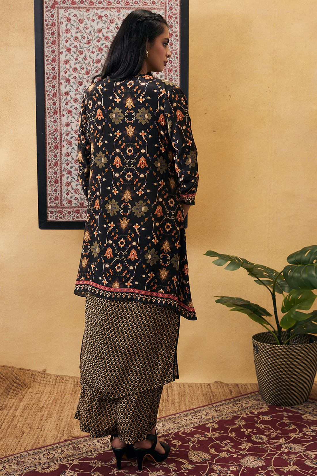 Zahra Printed kurta set with jacket