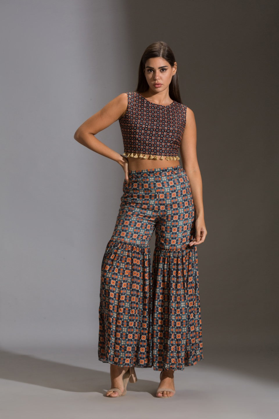 Printed crop top with jacket