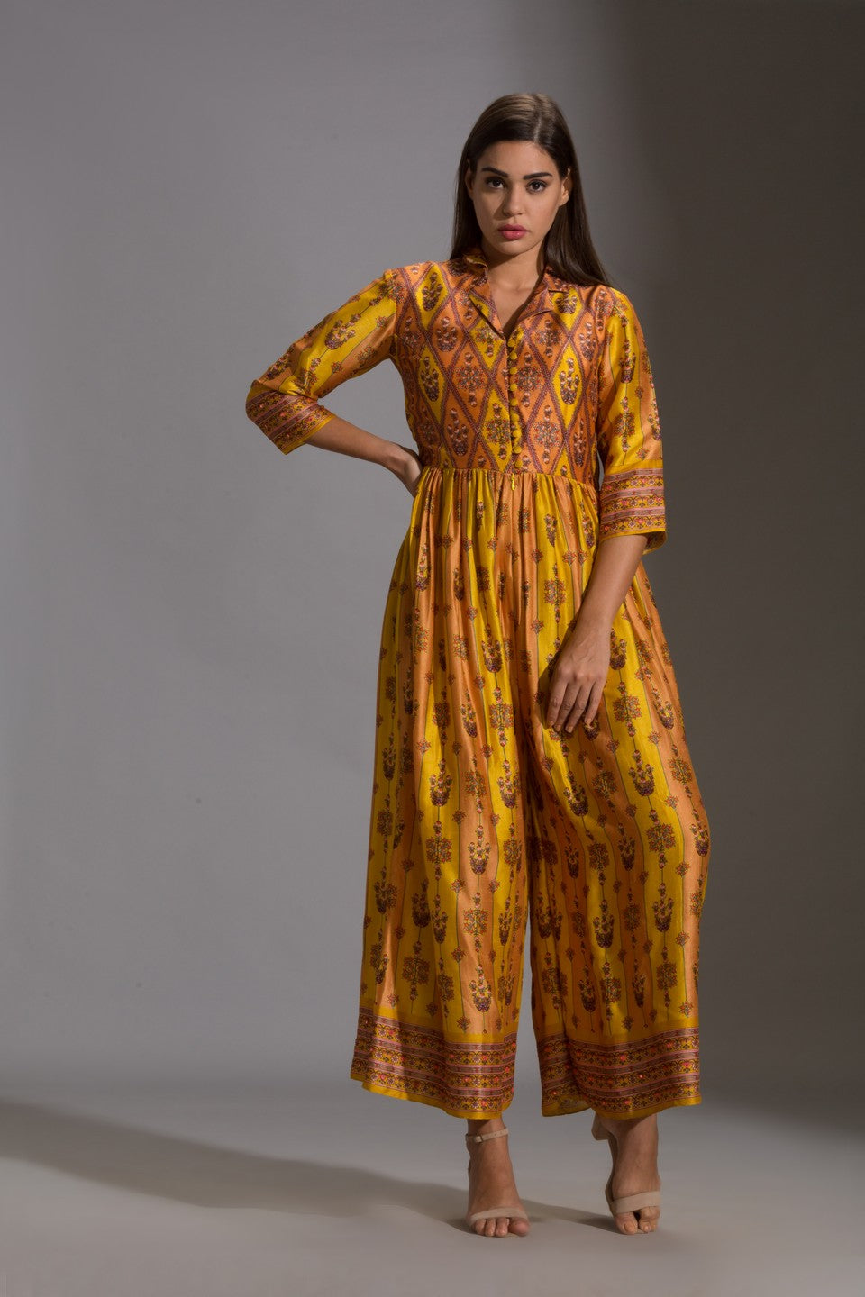 Printed collared jumpsuit with front opening