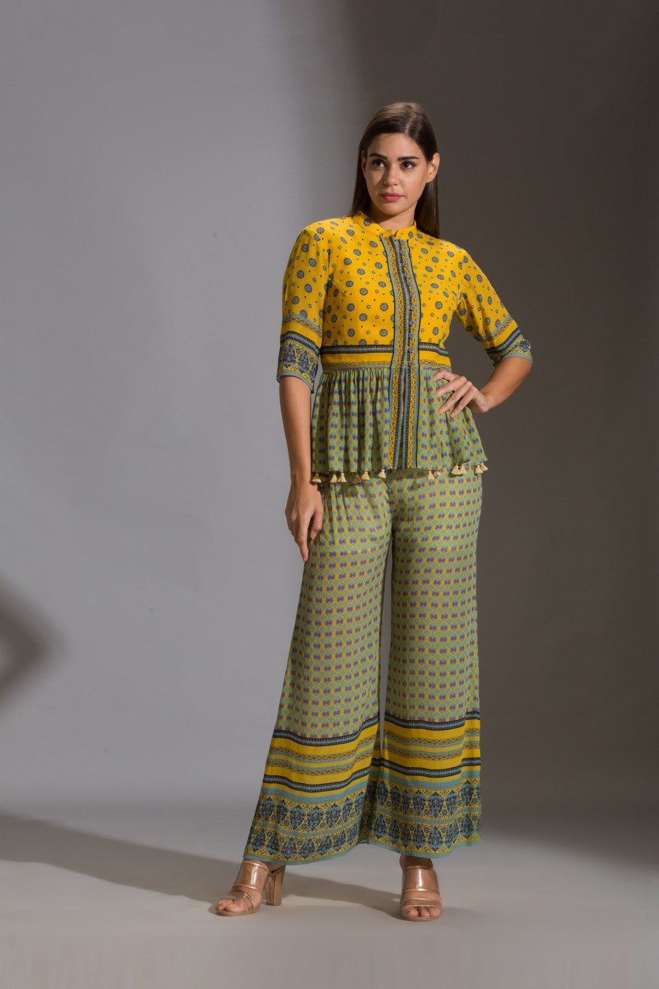 Pinted peplum top with printed pants