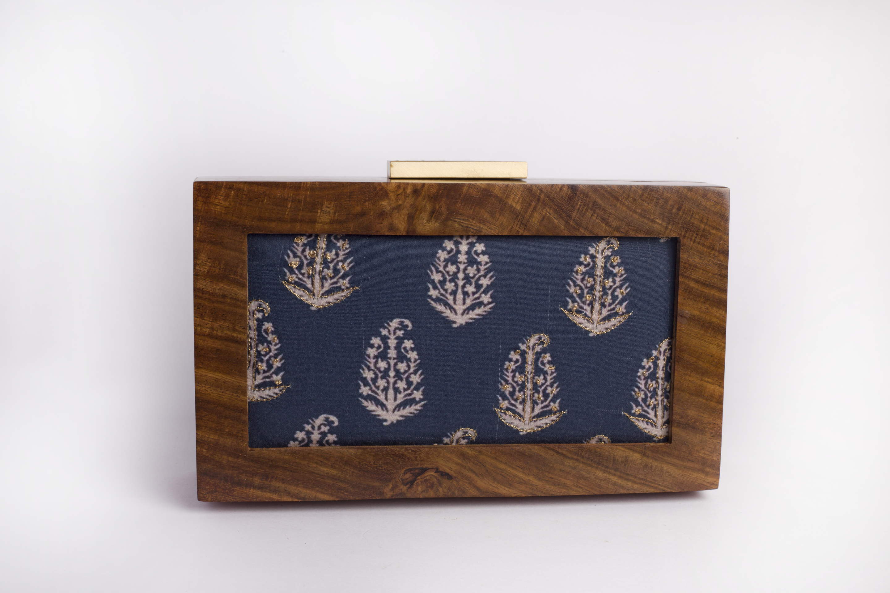 Gold wire detailing Clutch