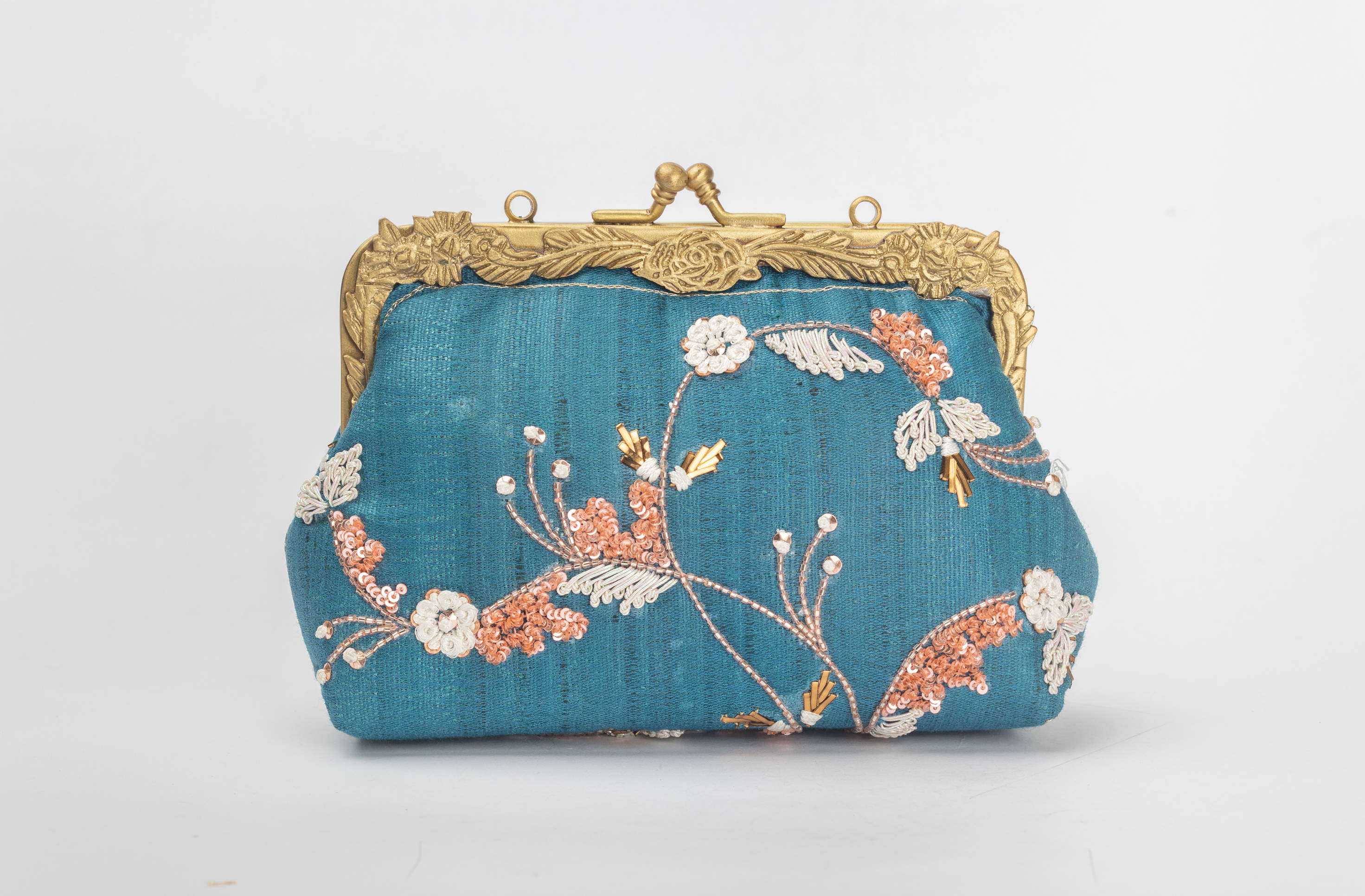 Golden leaves & spread of rose gold sequin