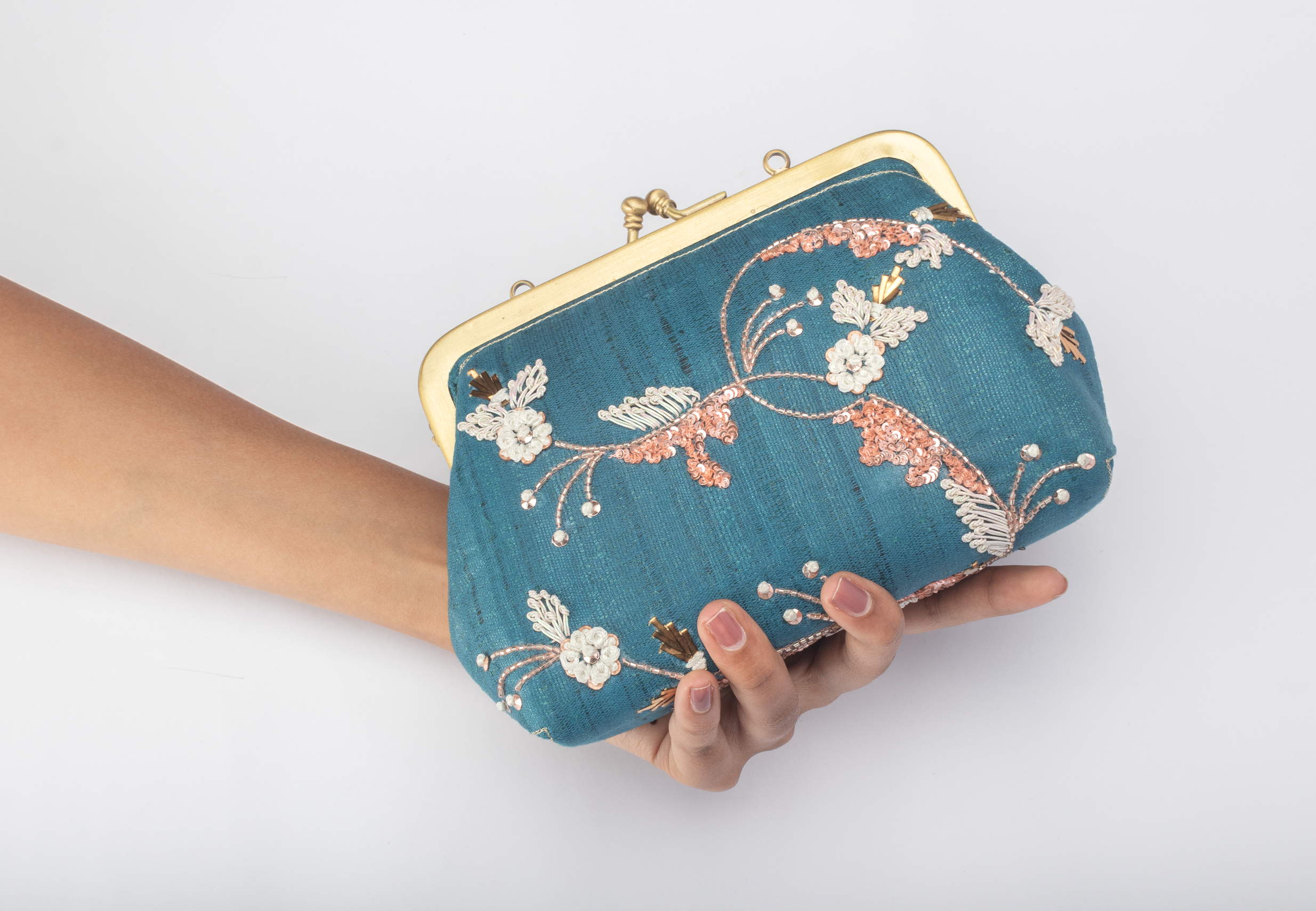 Golden leaves & spread of rose gold sequin