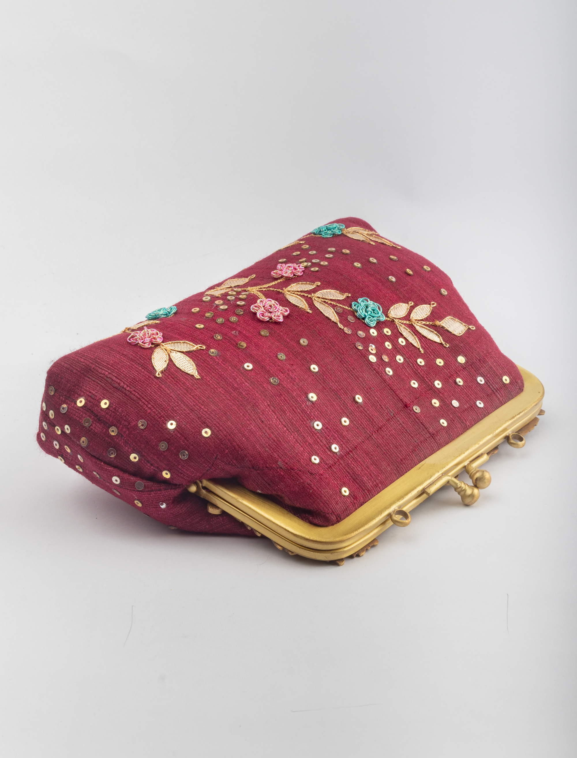 Golden french knot flowers