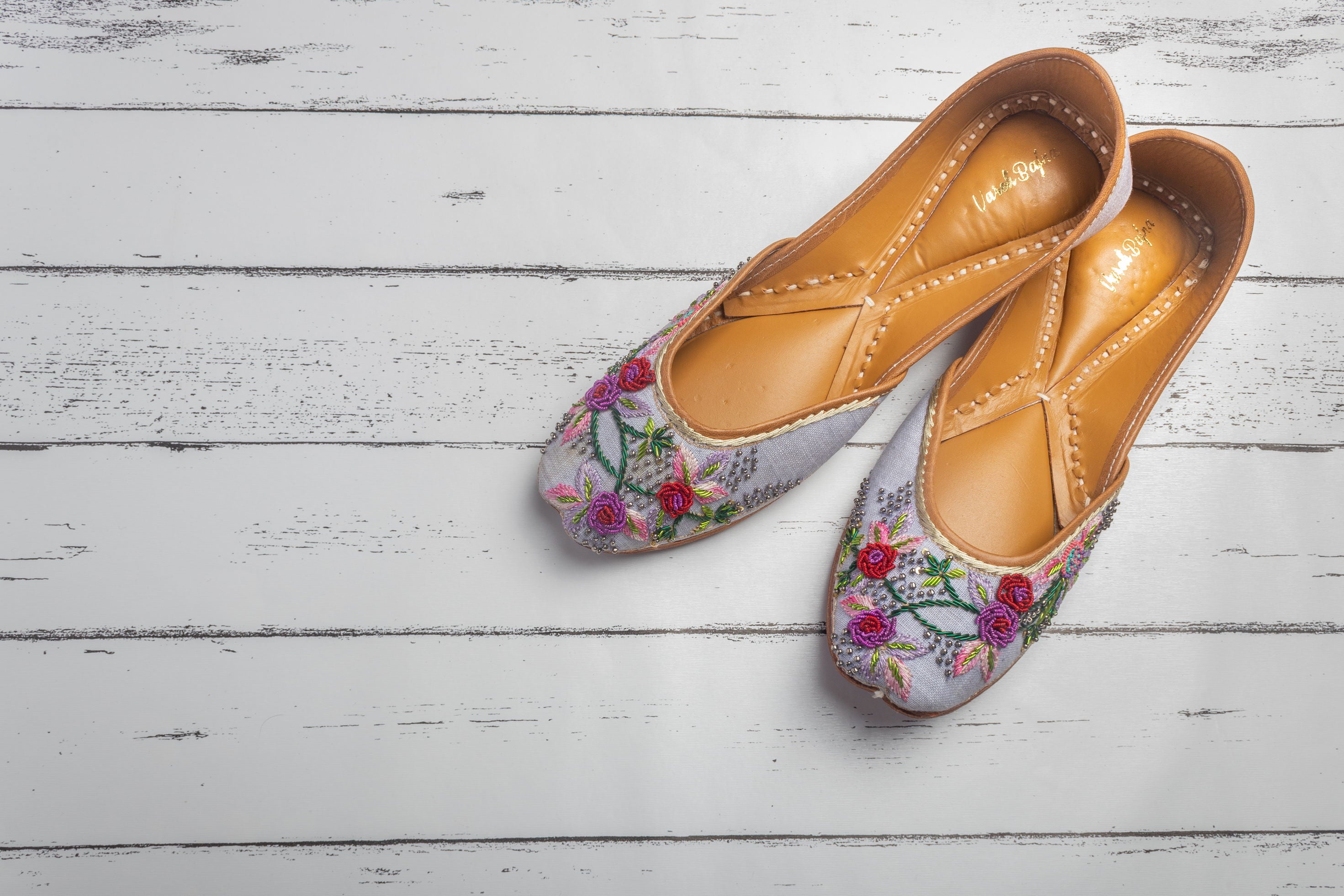 Purple Hand embroidered Juttis