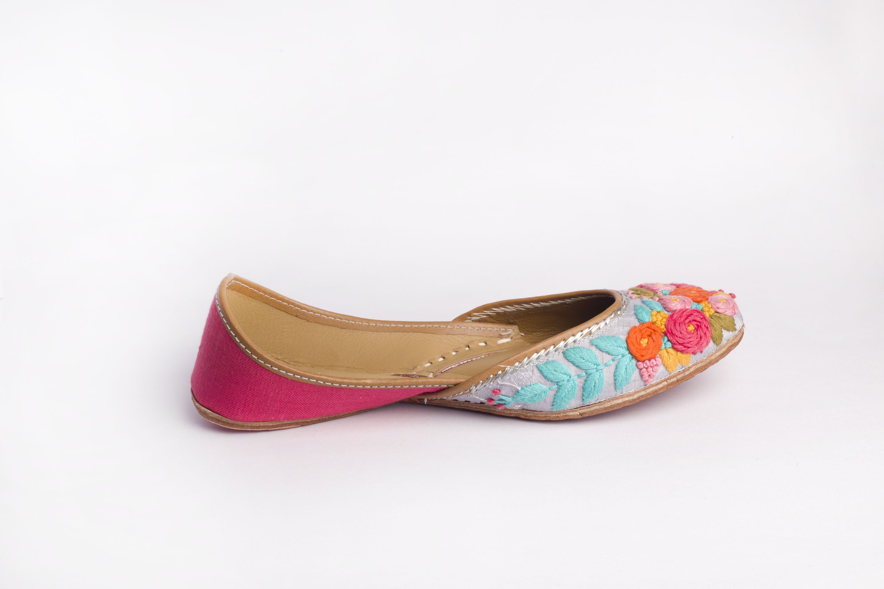 Grey Hand embroidered Juttis