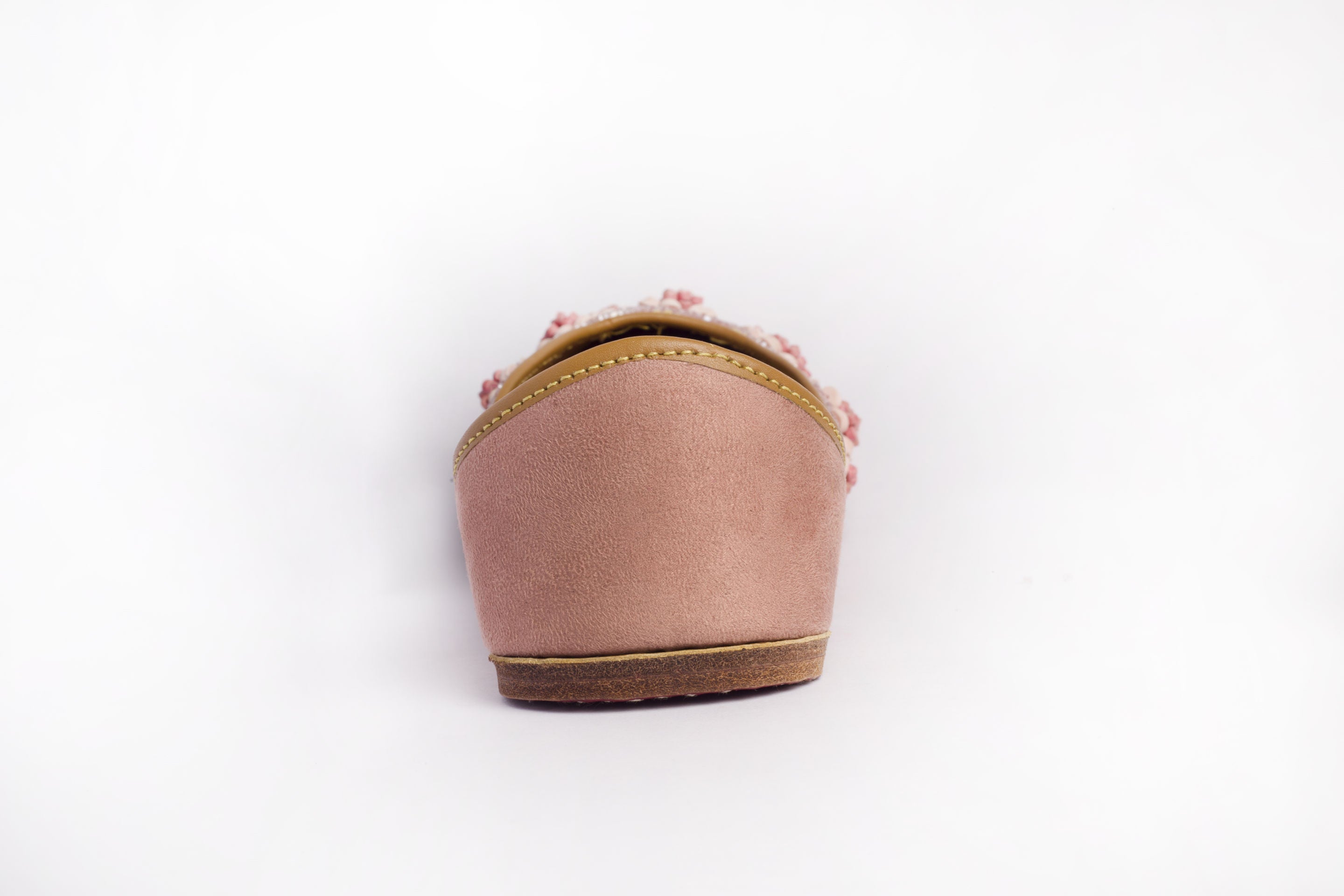 Pink Hand embroidered Juttis