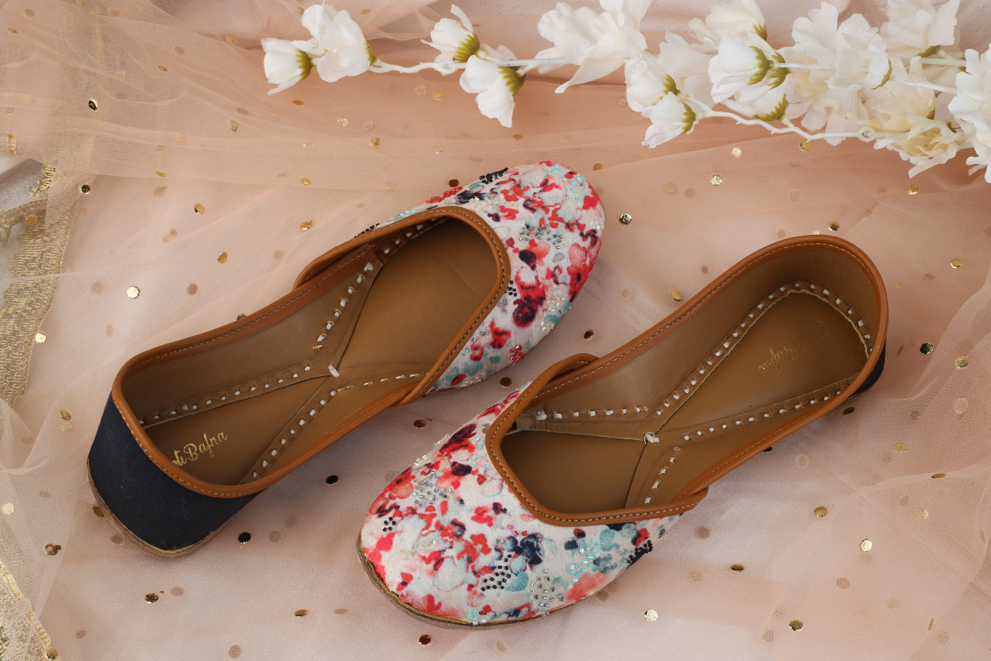 watermelon red Hand embroidered Juttis