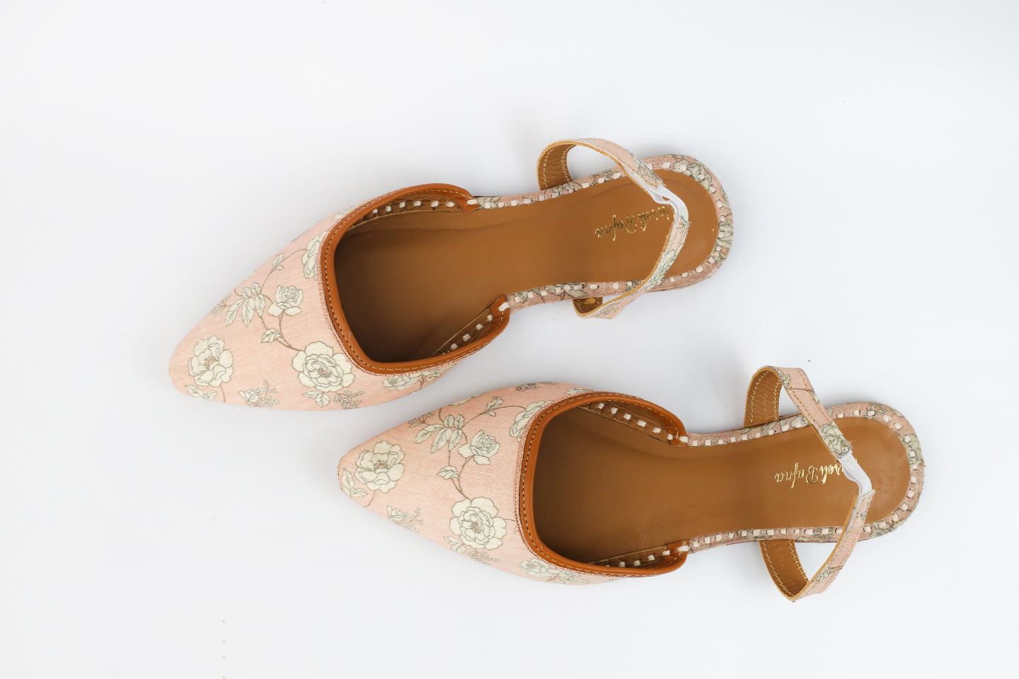 Light Pink Hand embroidered Juttis