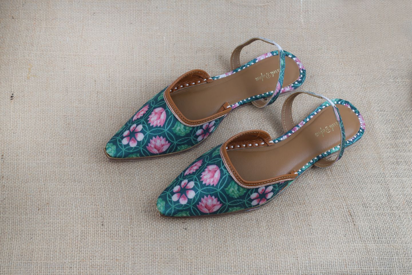 Emerald Green Hand embroidered Juttis