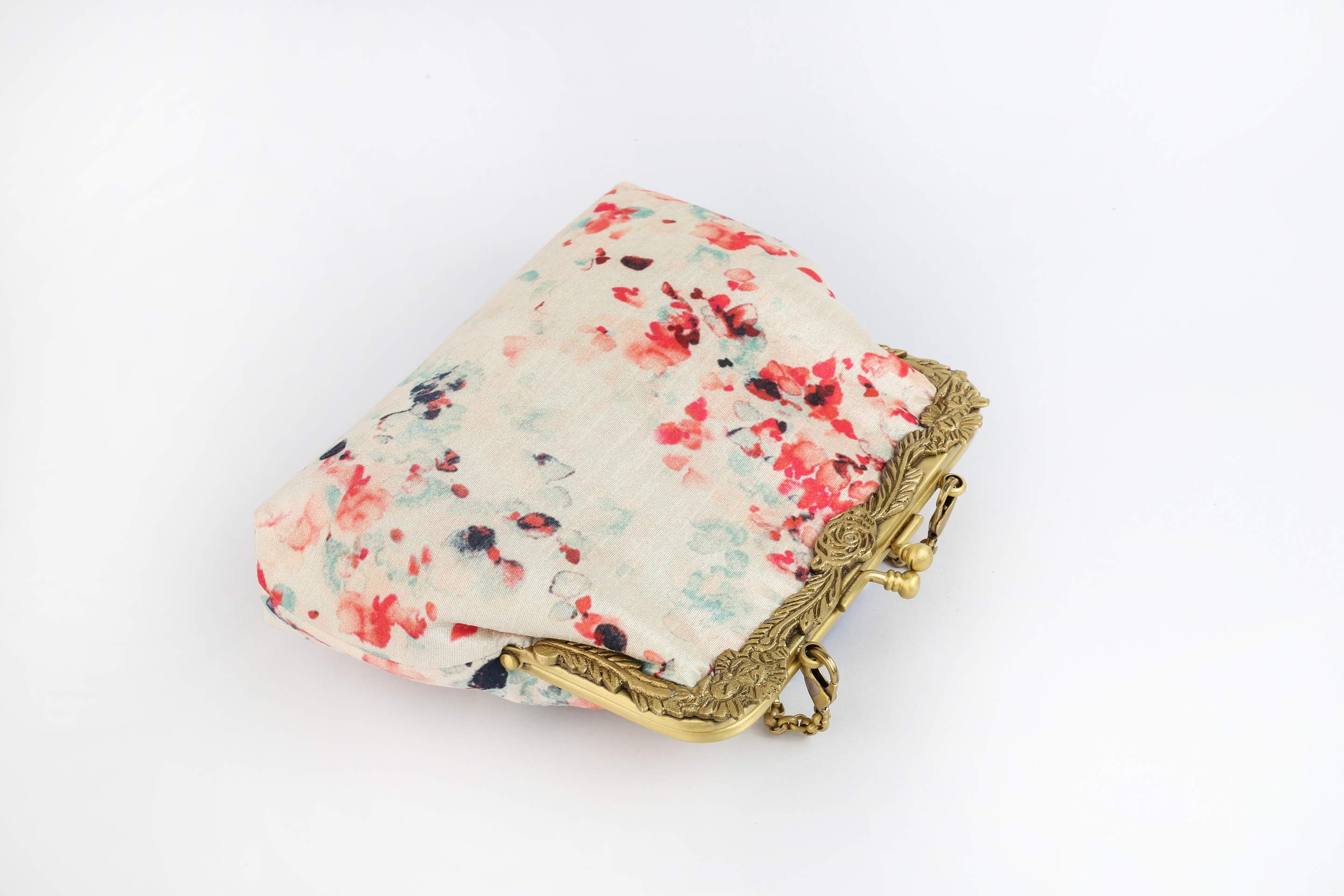 Antique gold sling chain