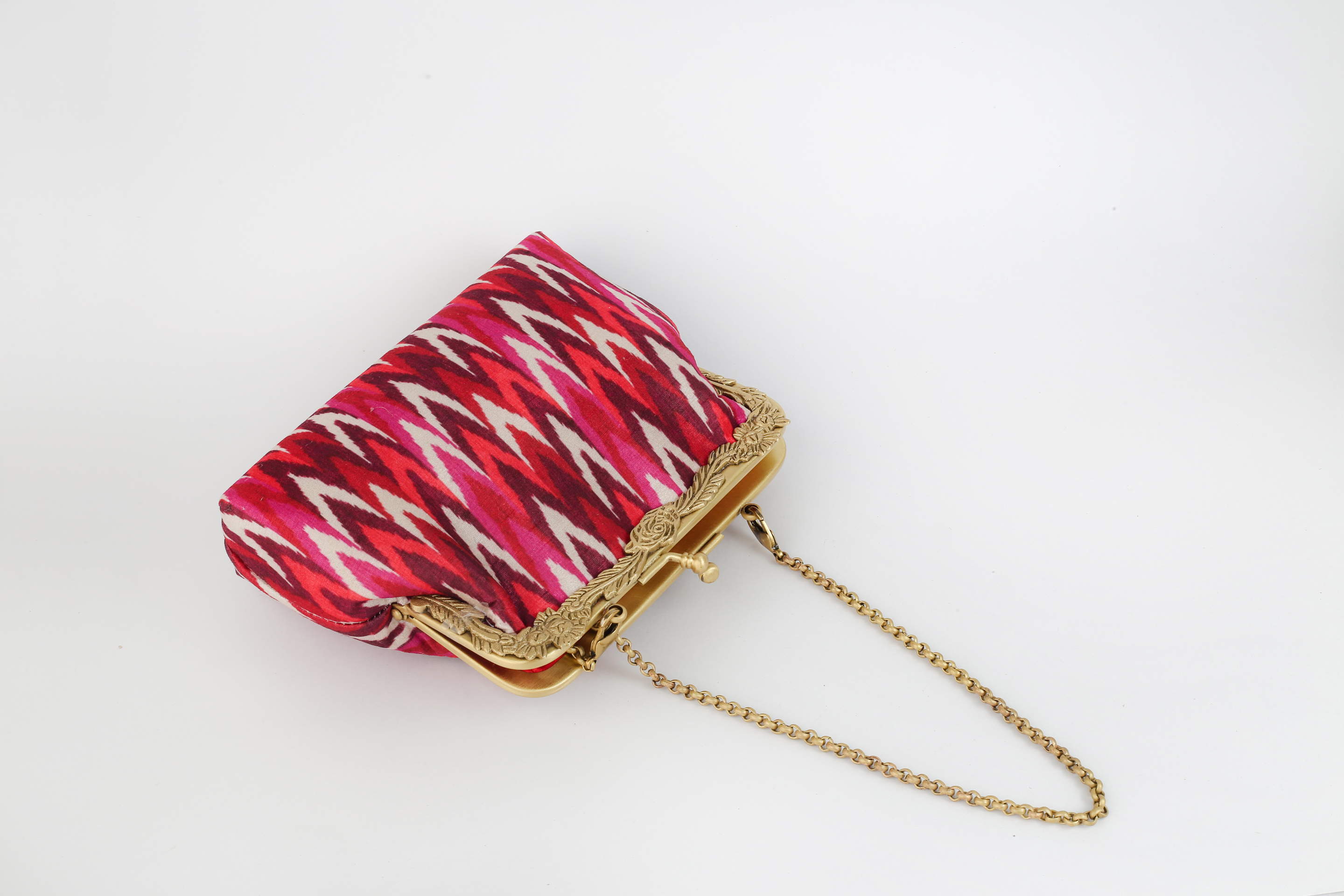 Antique gold sling chain