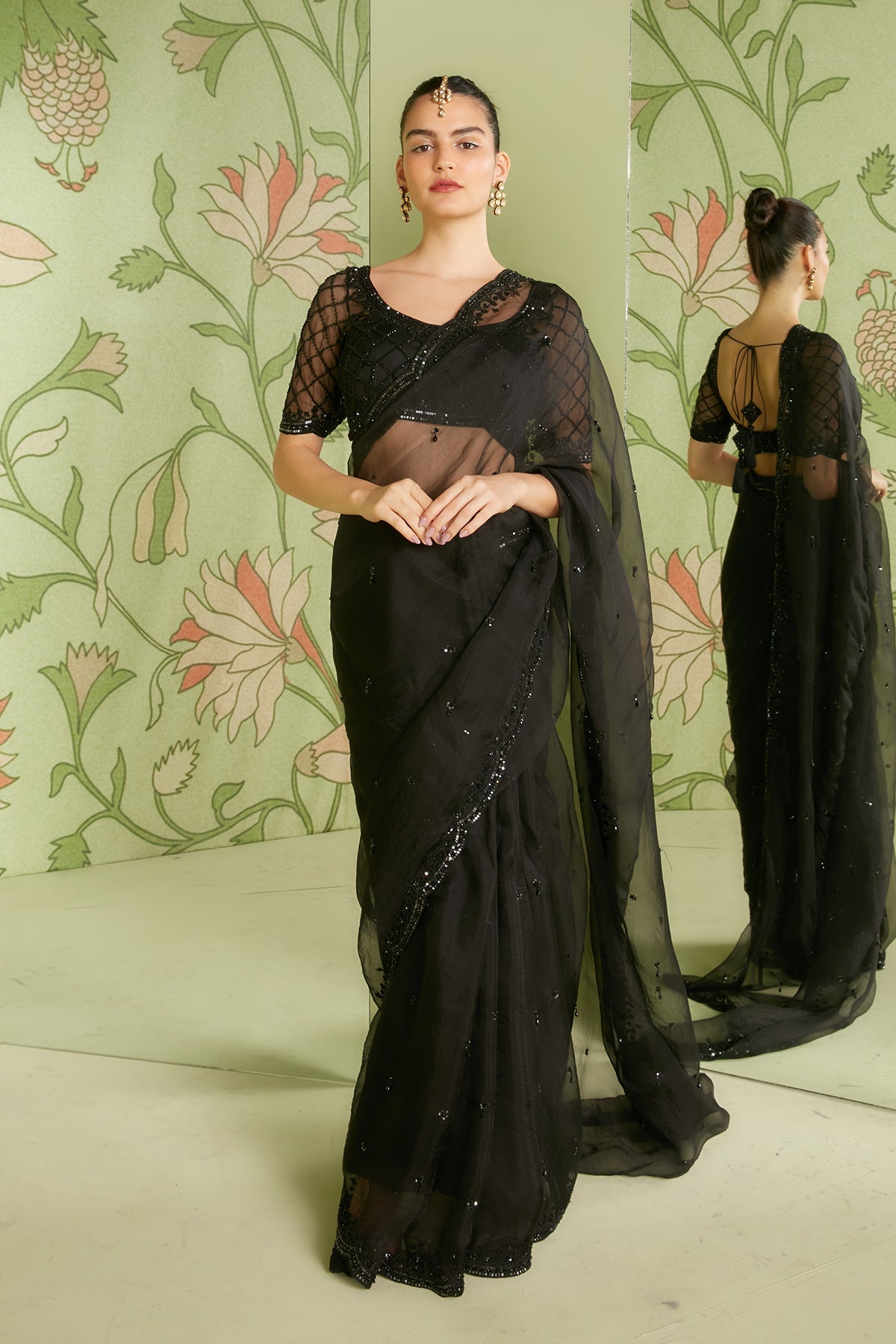 Black Saree