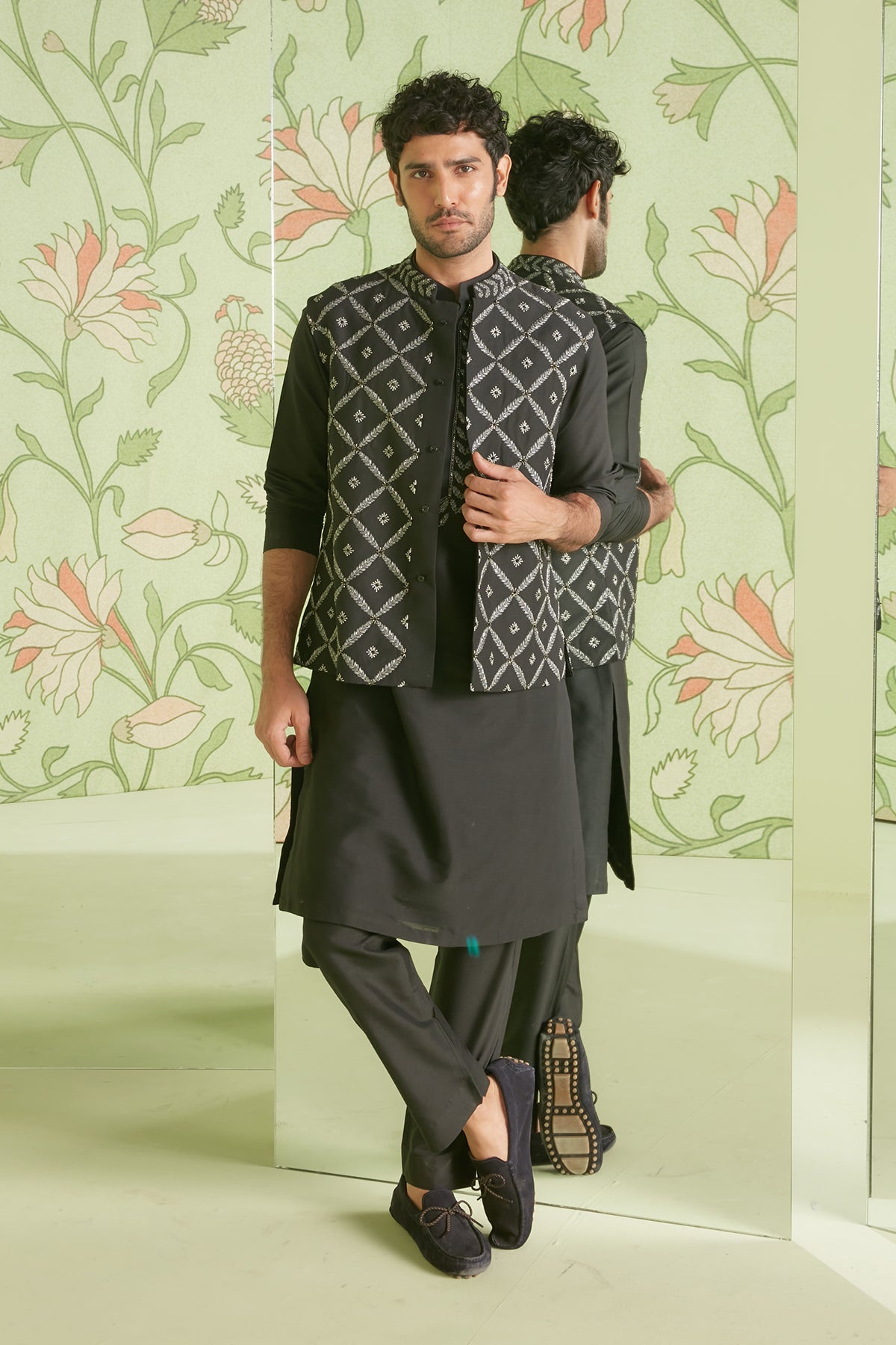 Black Kurta Bundi Set