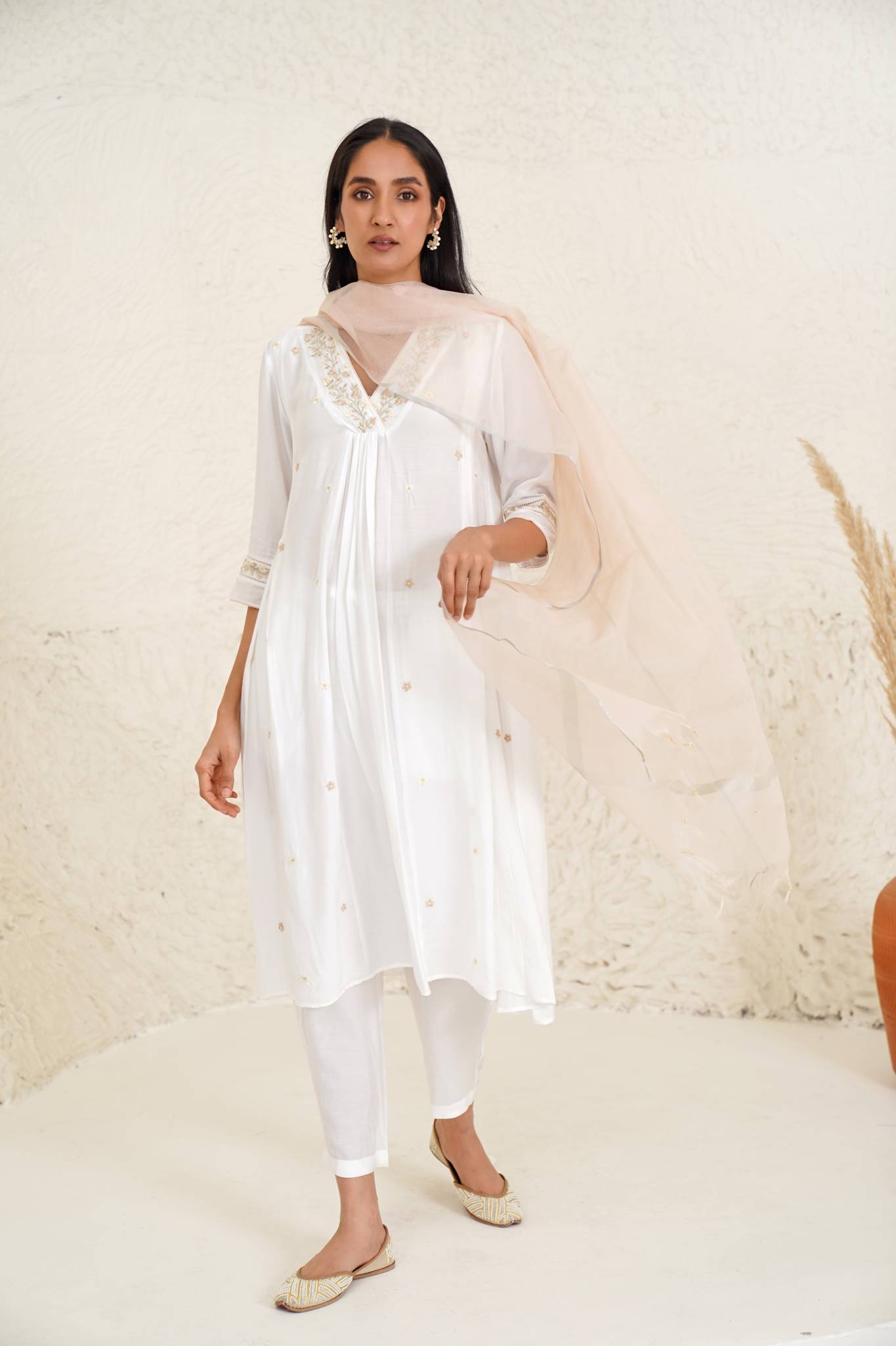 Sheer Daisy Kurta with Narrow Pants- Set of 2