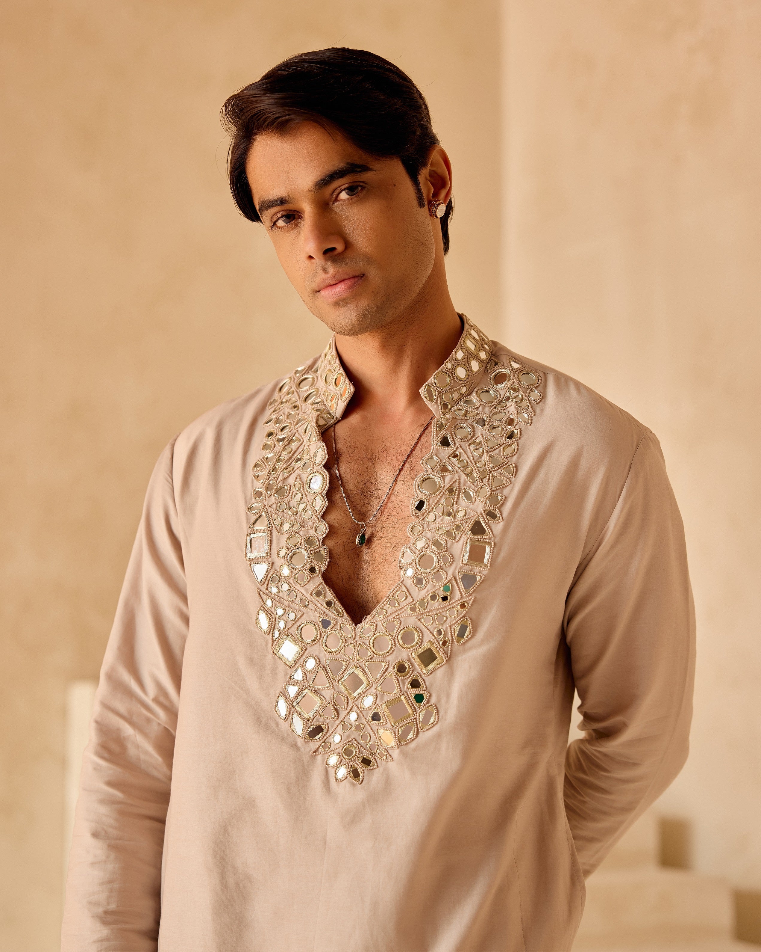 ZARI MIRRORWORK KURTA WITH STRAIGHT PANTS