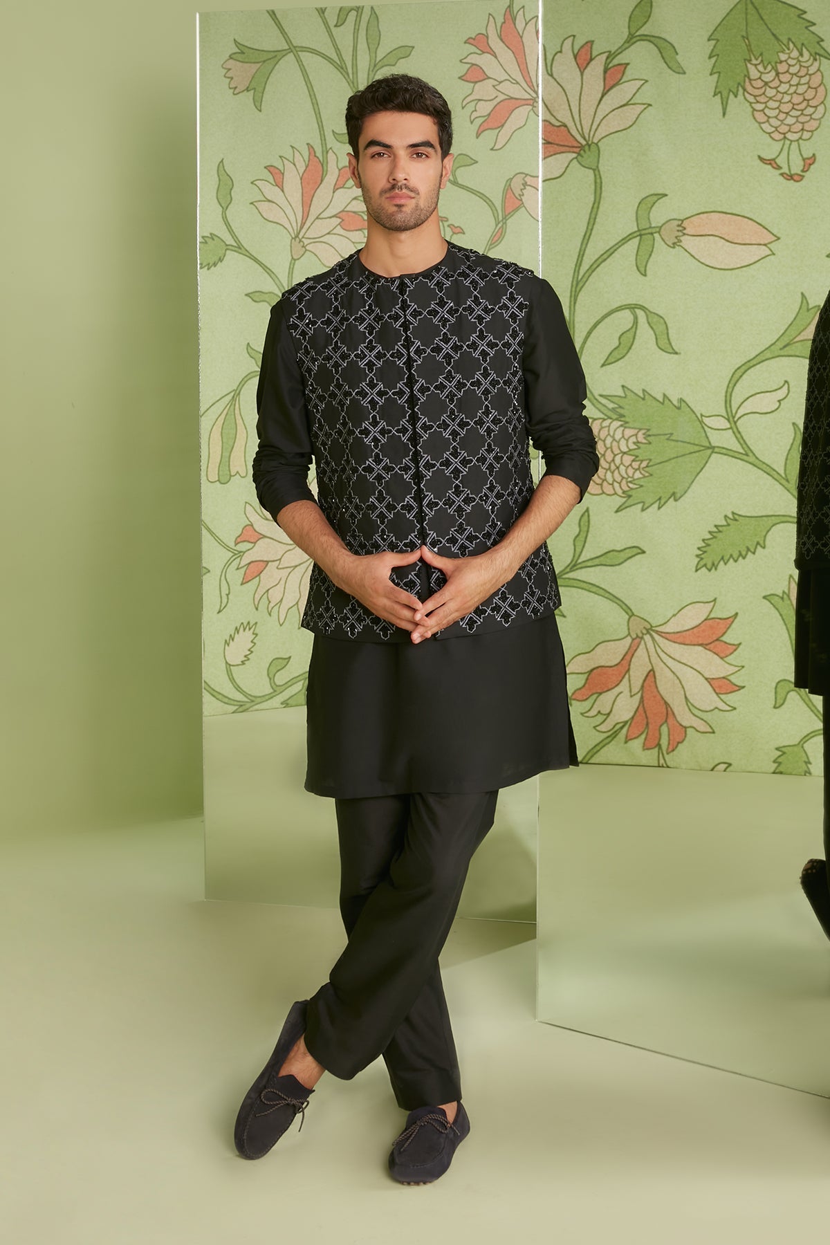 Black Without Collar Bundi Kurta Set