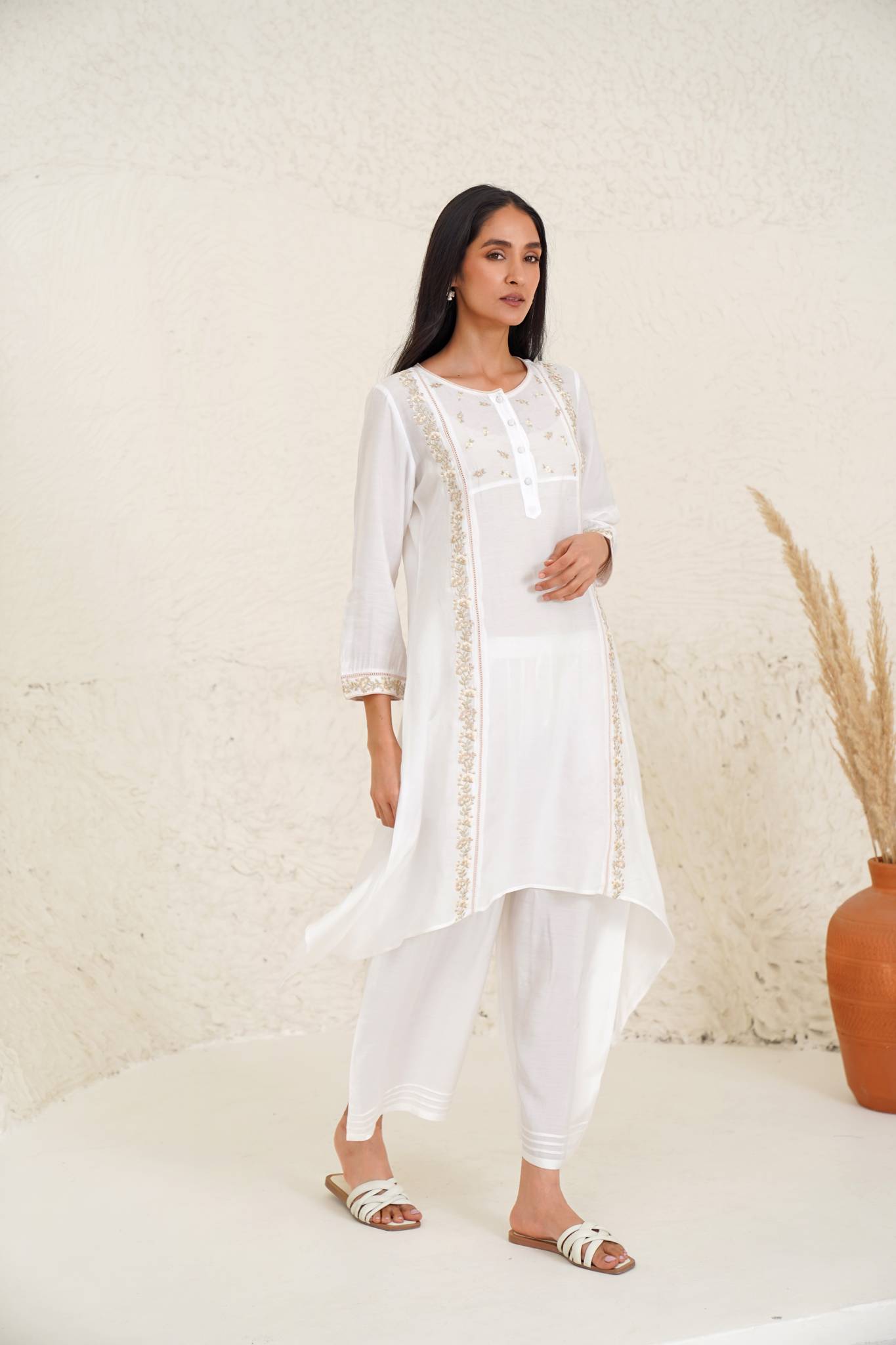 Ice Tone Kurta with Wide Leg Pants- Set of 2