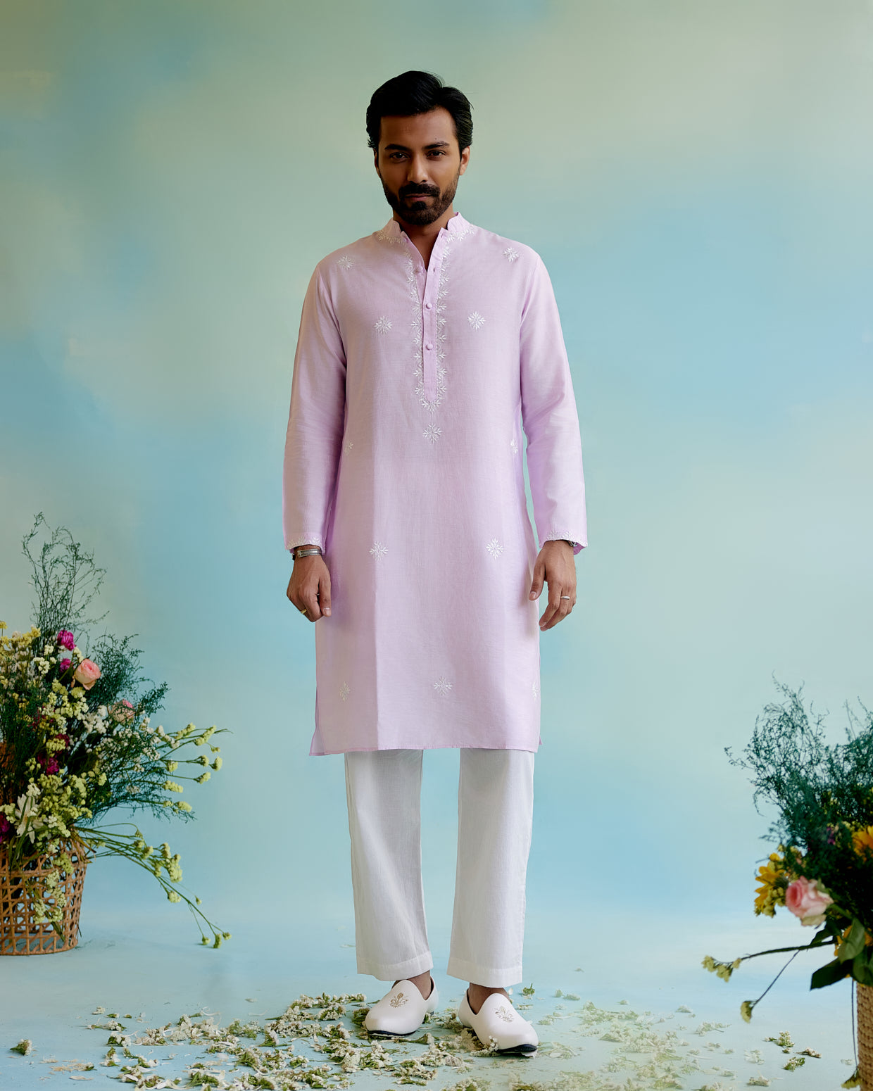 Lilac Bliss Chanderi Buta Embroidery Kurta with Chanderi Narrow Pants