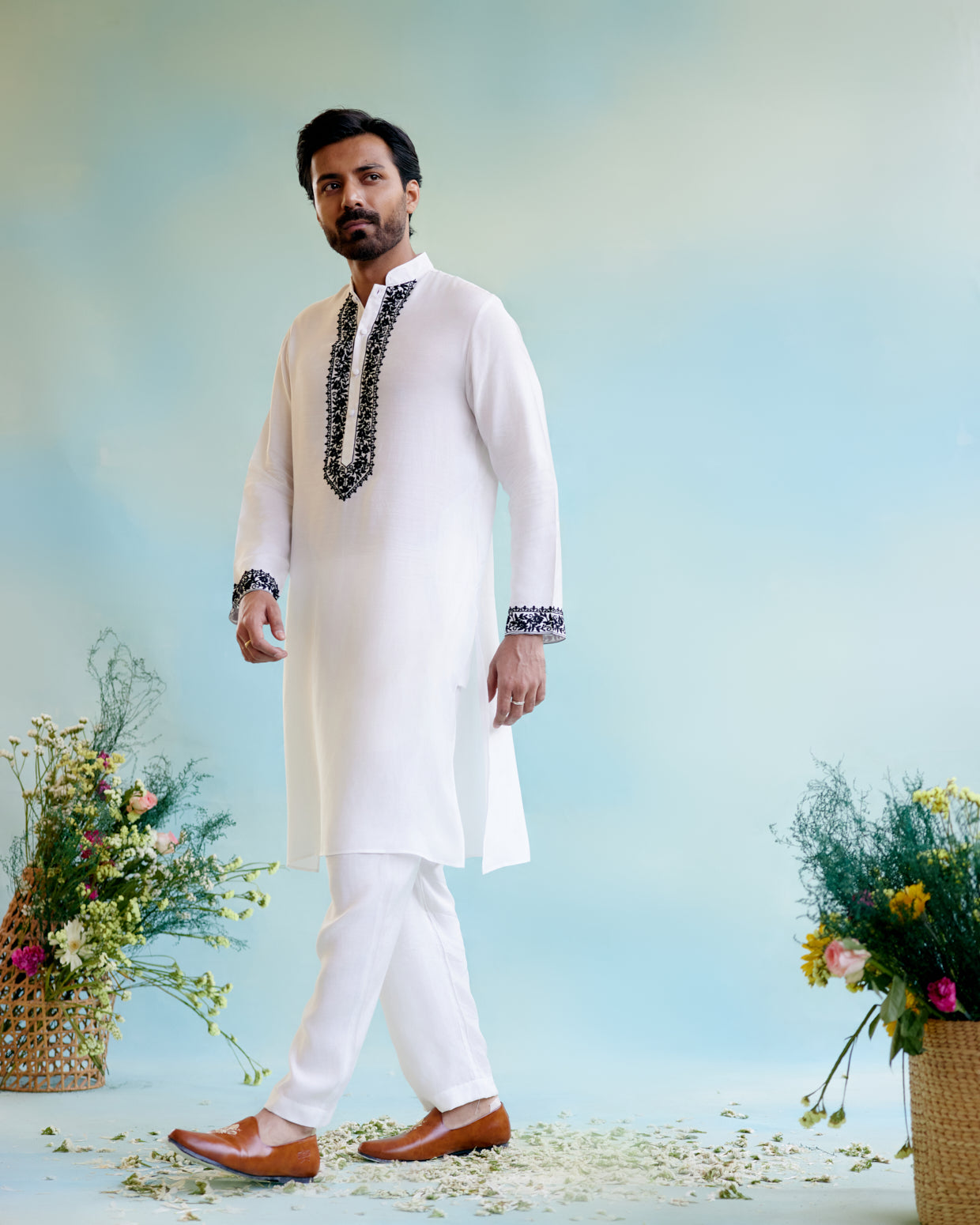 White Muslin Floral Embroidered Kurta