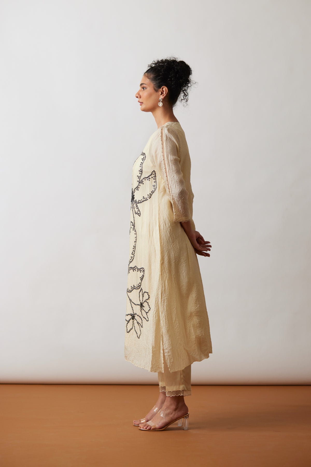 Ivory Crushed silk kurta set