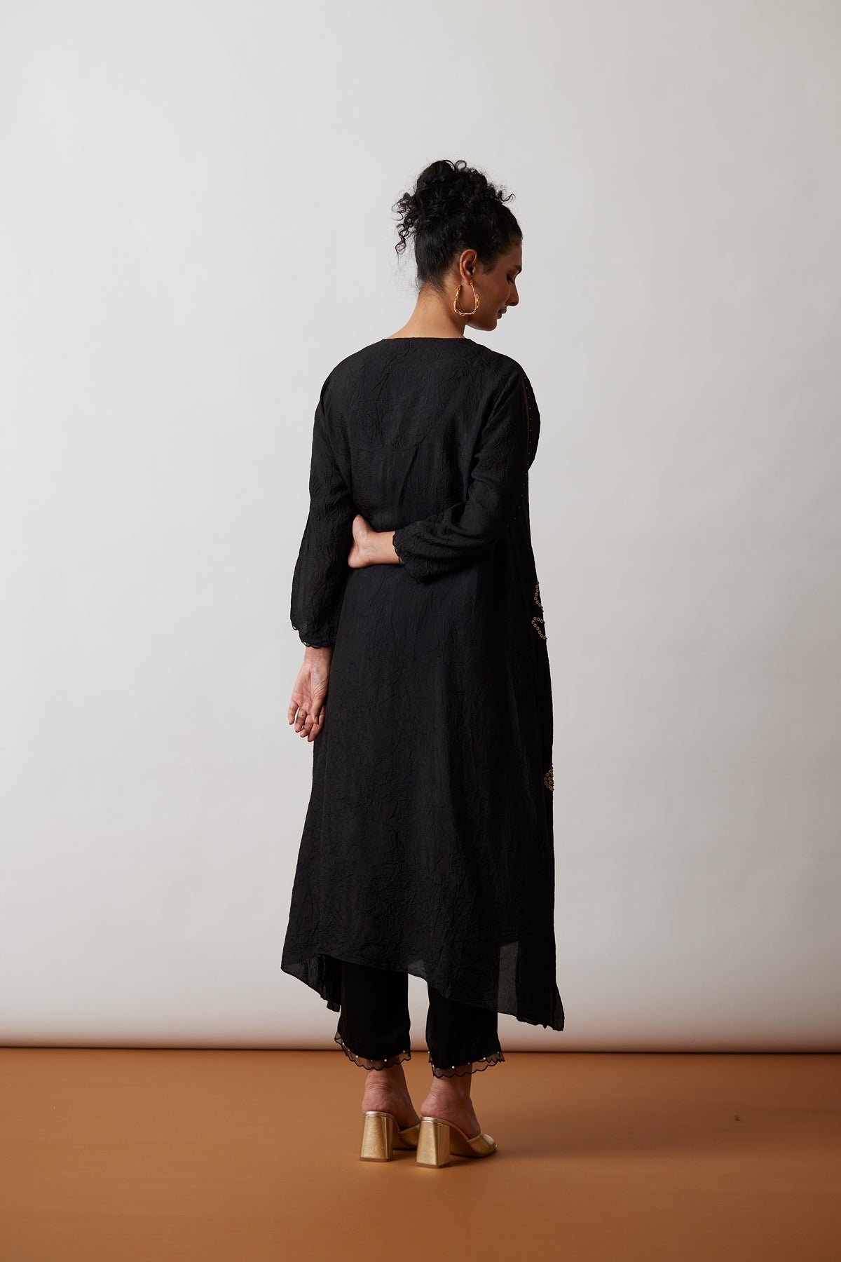 Black Crushed silk kurta set