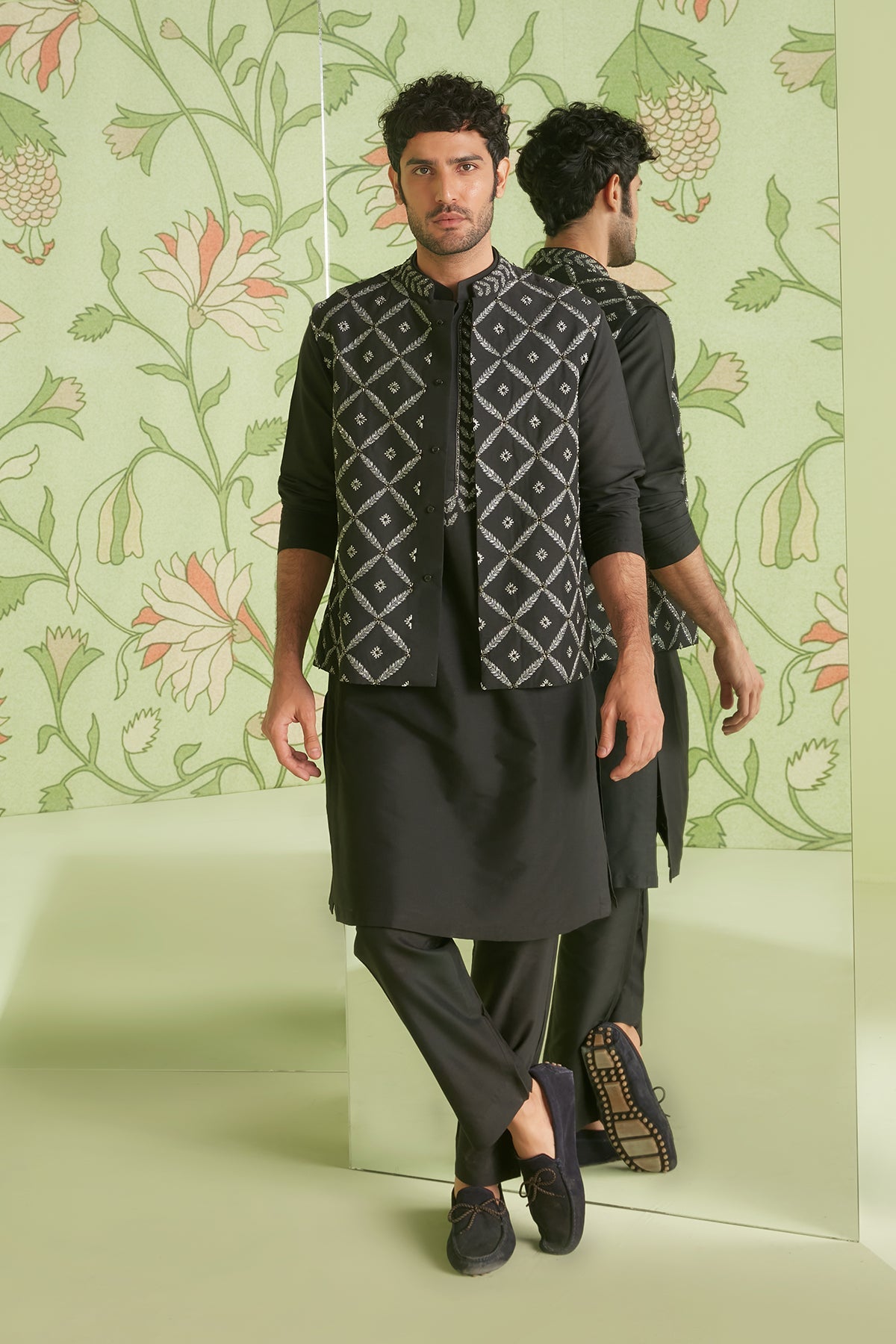 Black Kurta Bundi Set