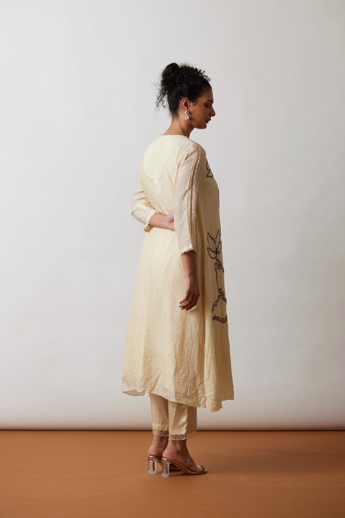 Ivory Crushed silk kurta set