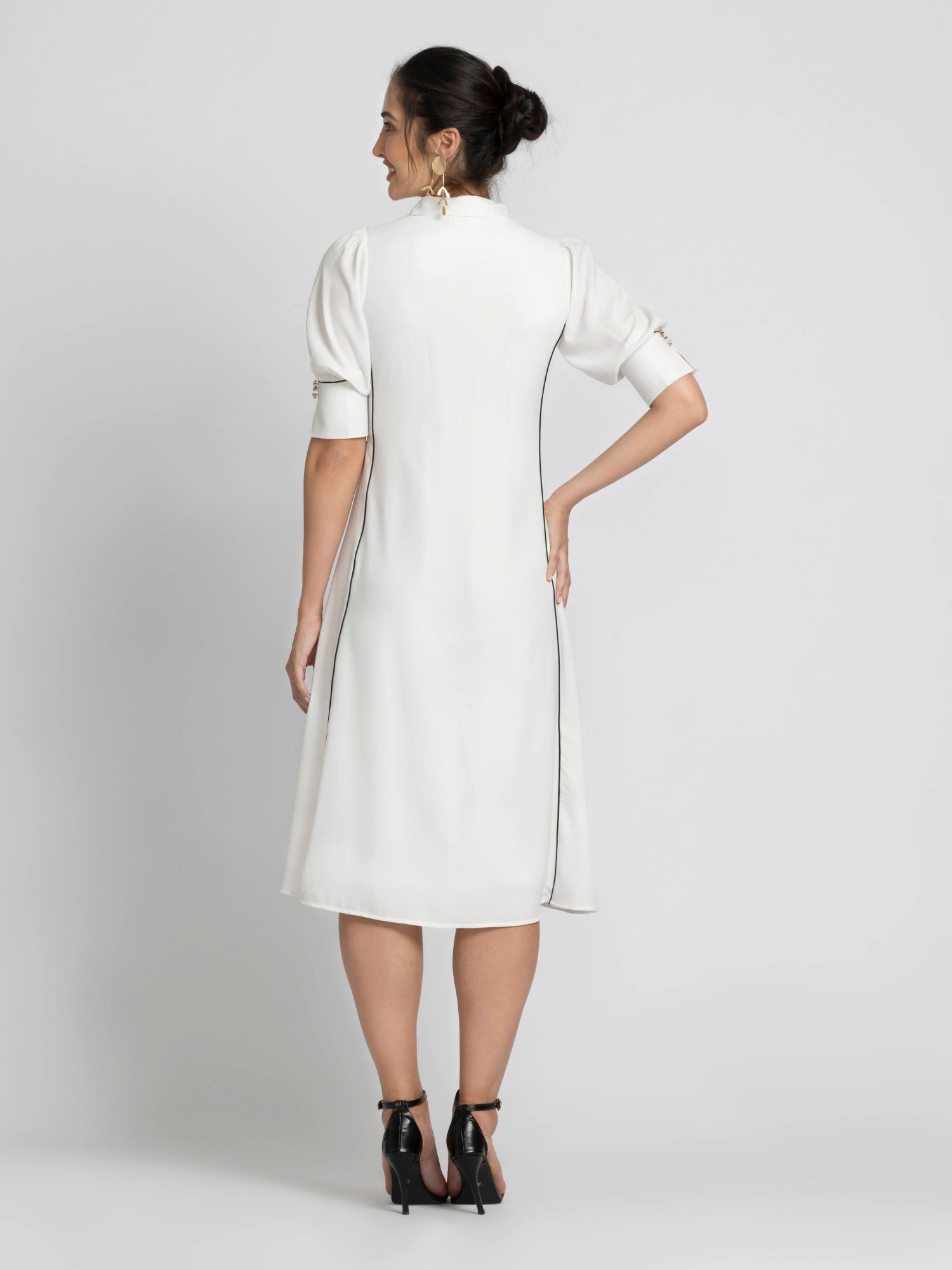 Blanc Elegance Midi Dress