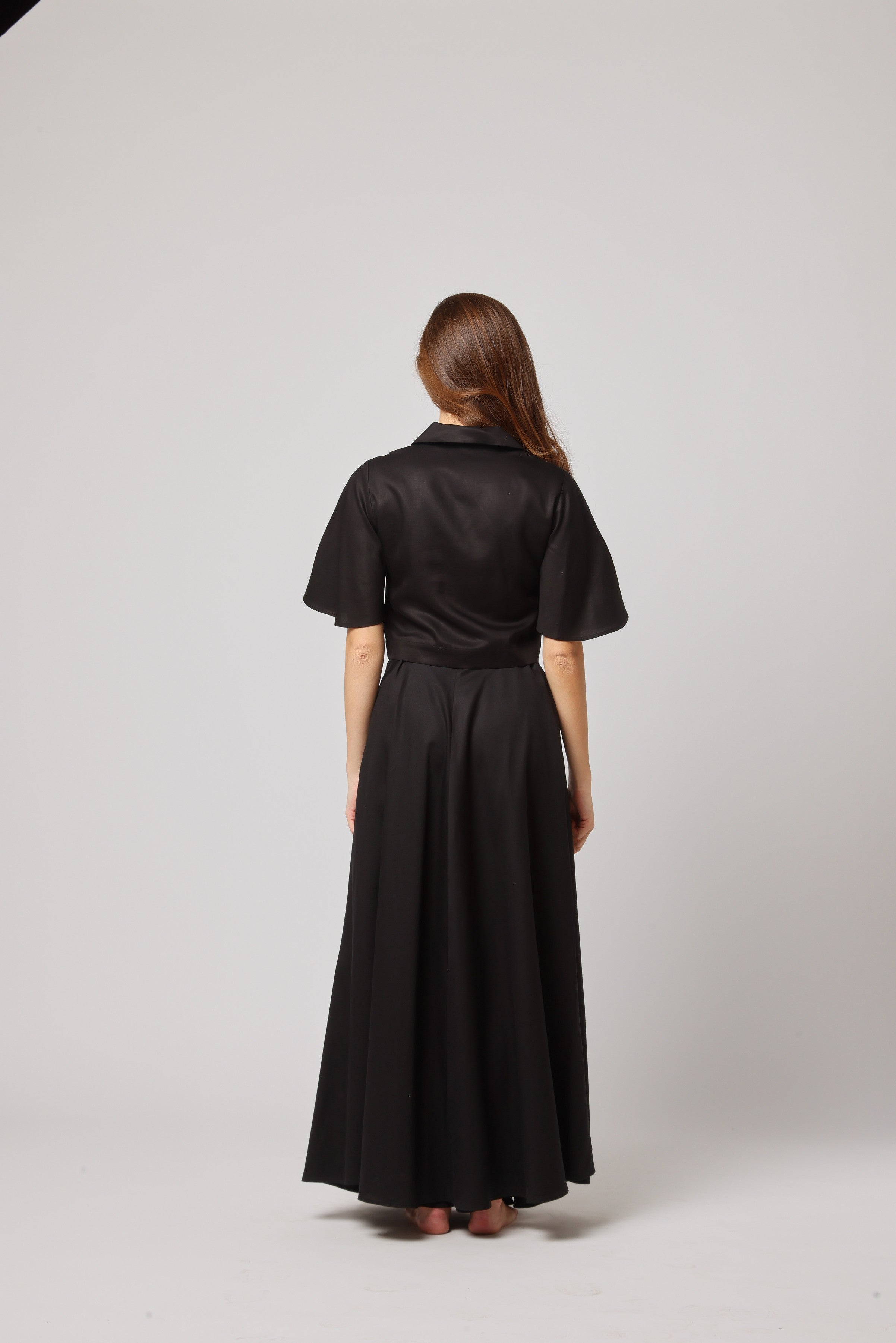 Kahaani Skirt – A Tale of Timeless Elegance