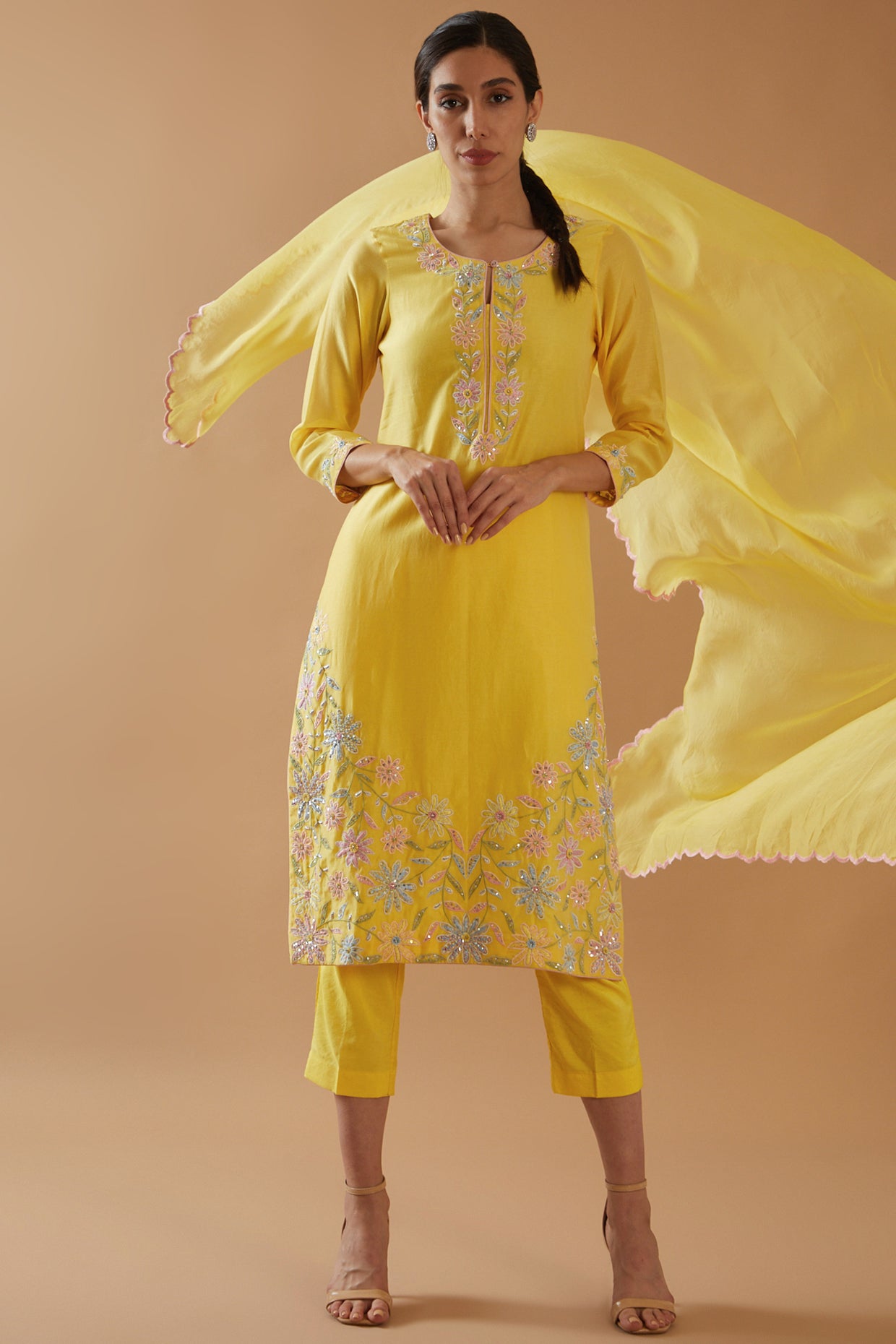 YELLOW ZARDOZI HAND EMBROIDERED KURTA SET