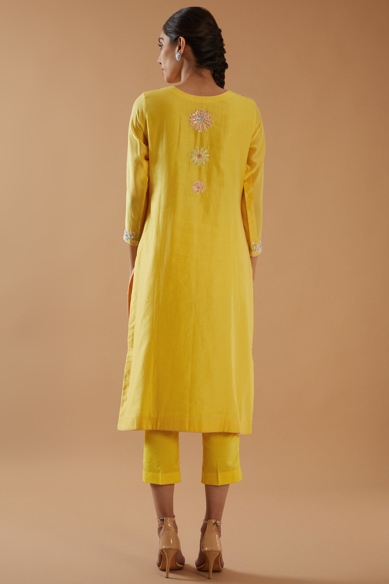 YELLOW ZARDOZI HAND EMBROIDERED KURTA SET