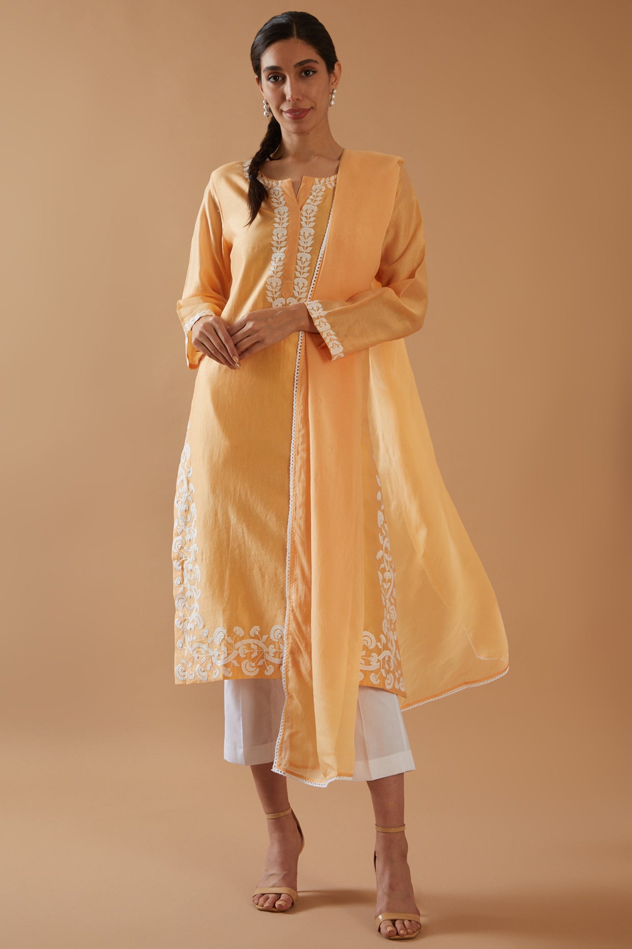 HAND APPLIQUE KURTA SET